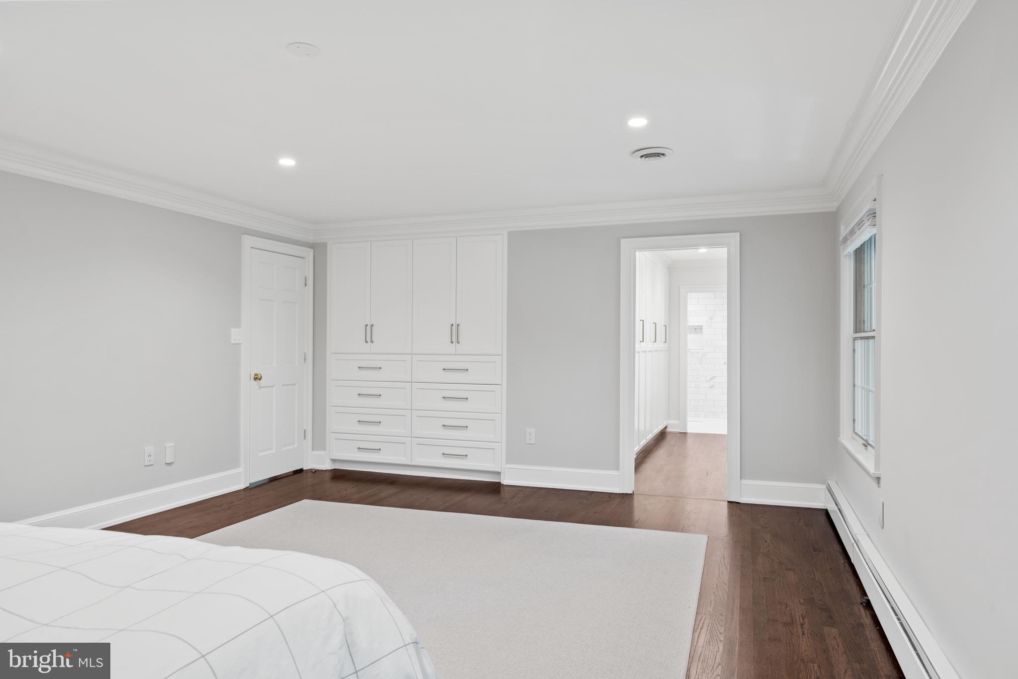 SOUTH RIVER SPRING LAKE - Residential