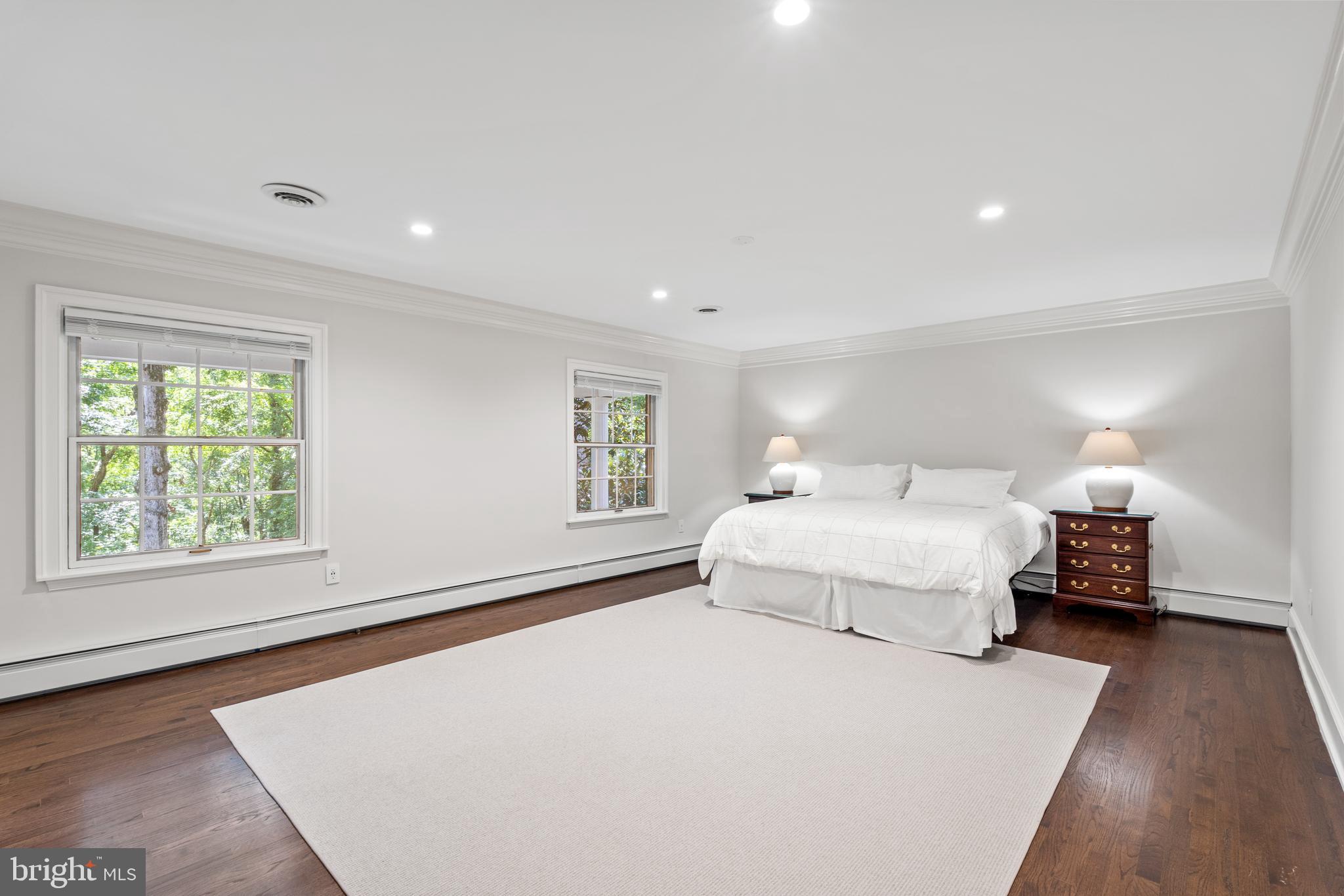 SOUTH RIVER SPRING LAKE - Residential