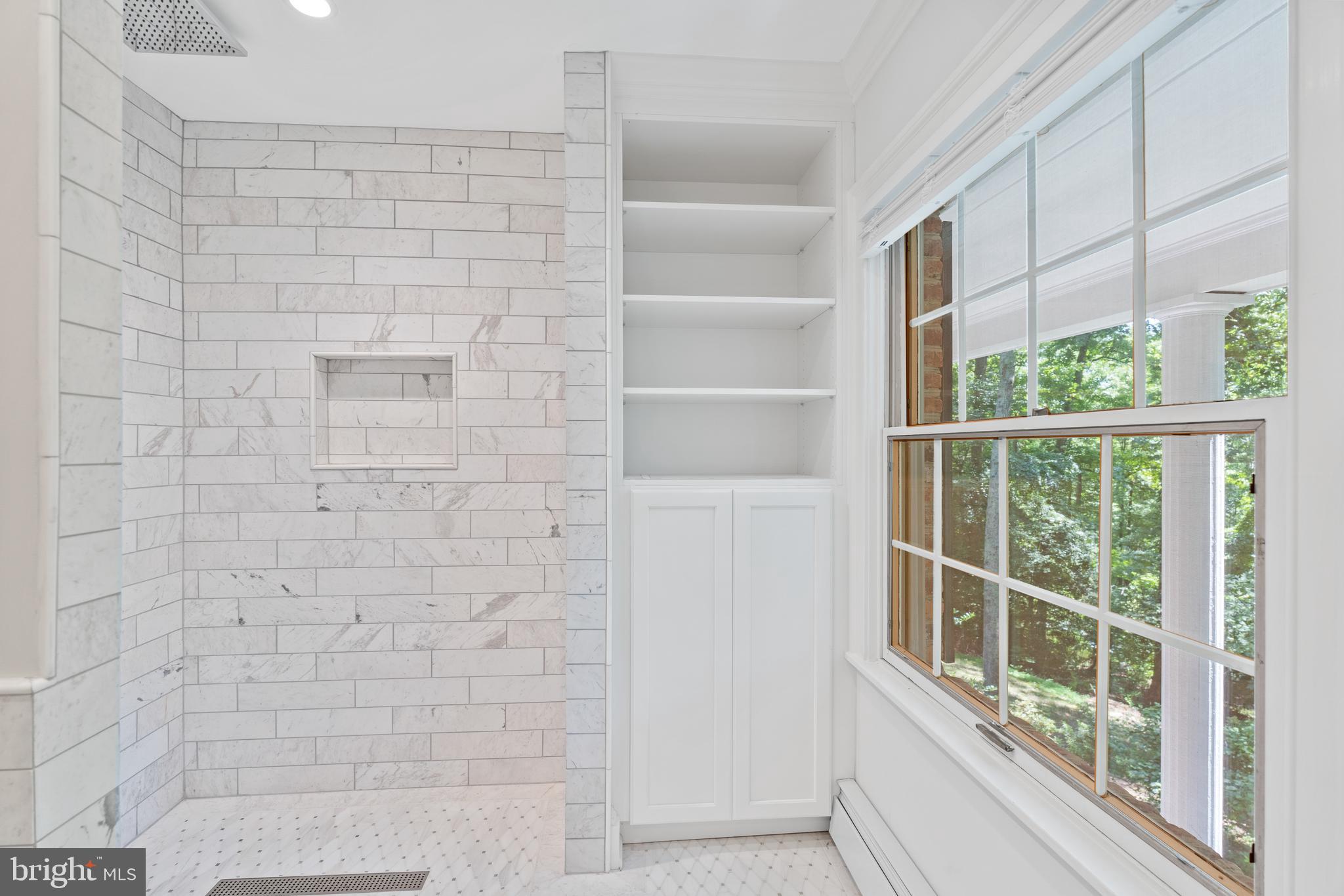 SOUTH RIVER SPRING LAKE - Residential