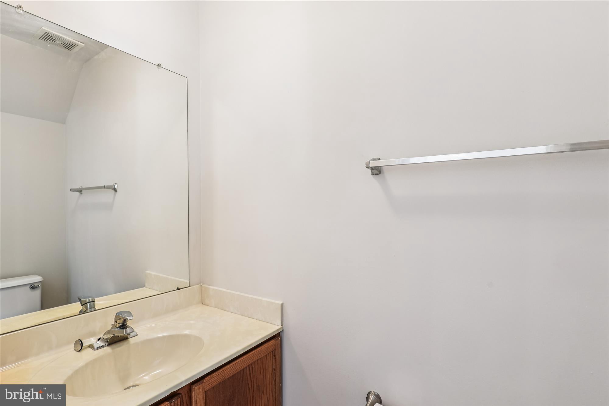 CLOVERLEAF COMMONS - Residential