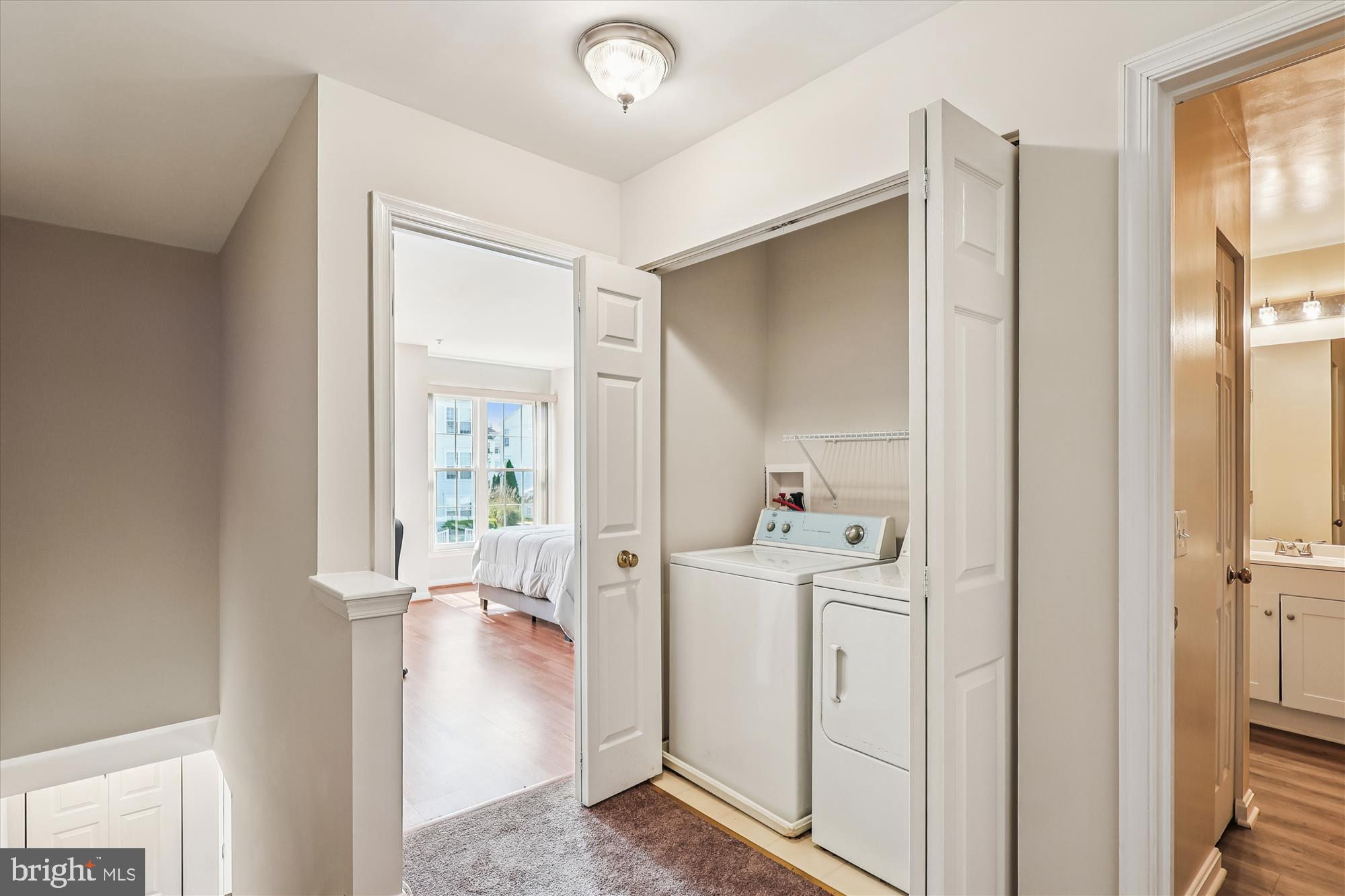 CLOVERLEAF COMMONS - Residential