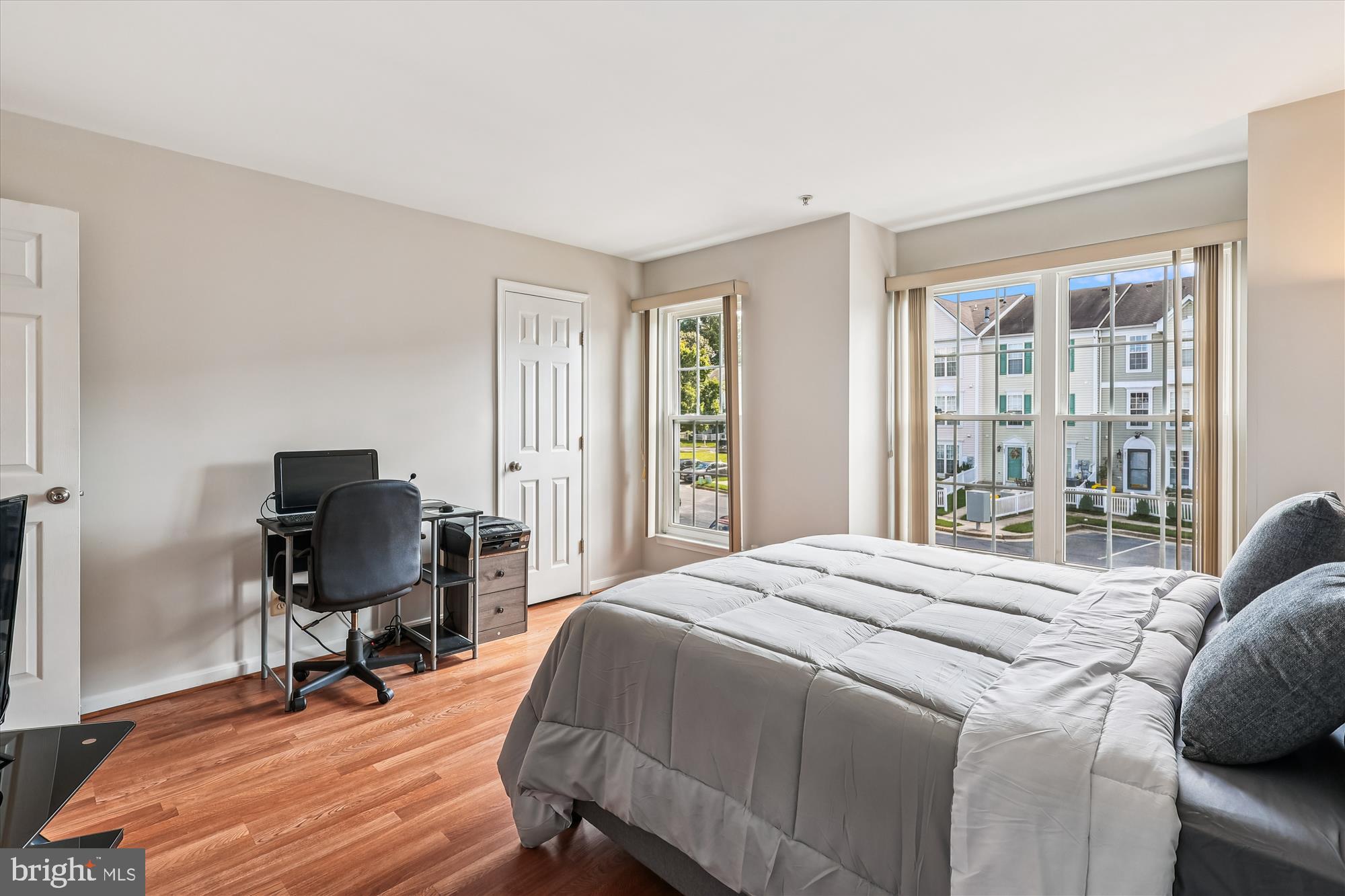 CLOVERLEAF COMMONS - Residential