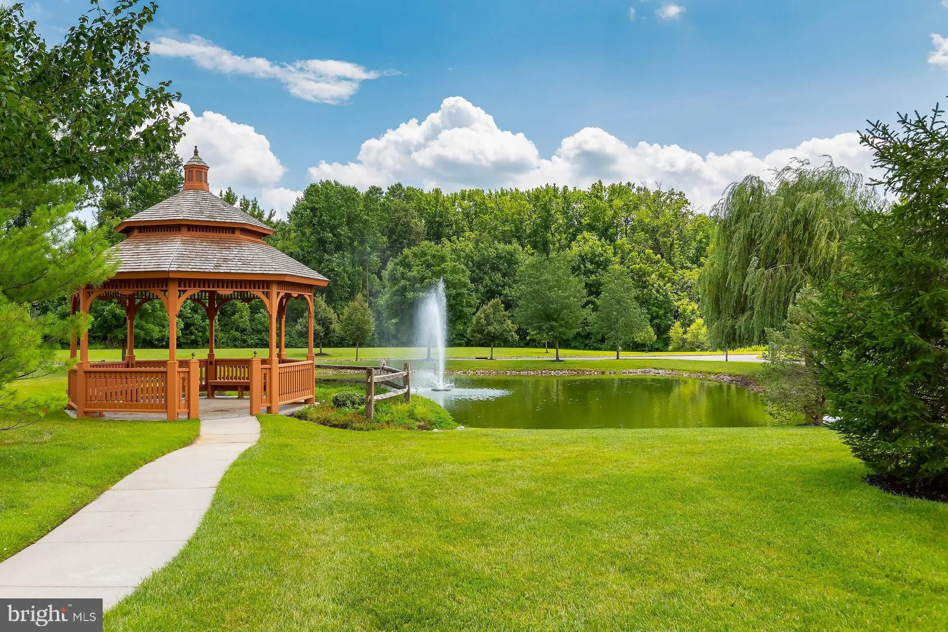 Swedesboro, New Jersey 08085, United States, 4 Bedrooms Bedrooms, ,3 BathroomsBathrooms,Residential,Contingent,215643