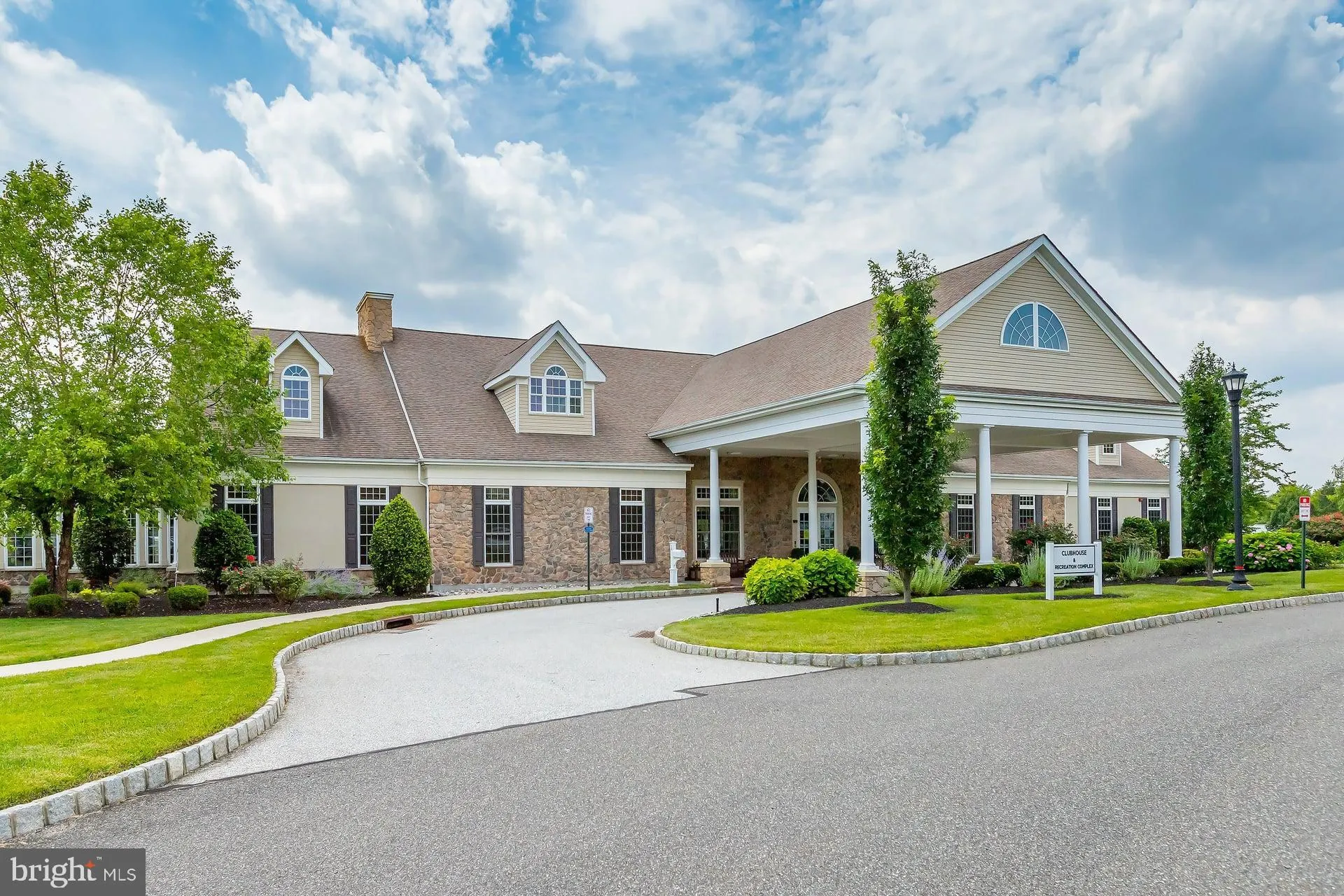 Swedesboro, New Jersey 08085, United States, 4 Bedrooms Bedrooms, ,3 BathroomsBathrooms,Residential,Contingent,215643