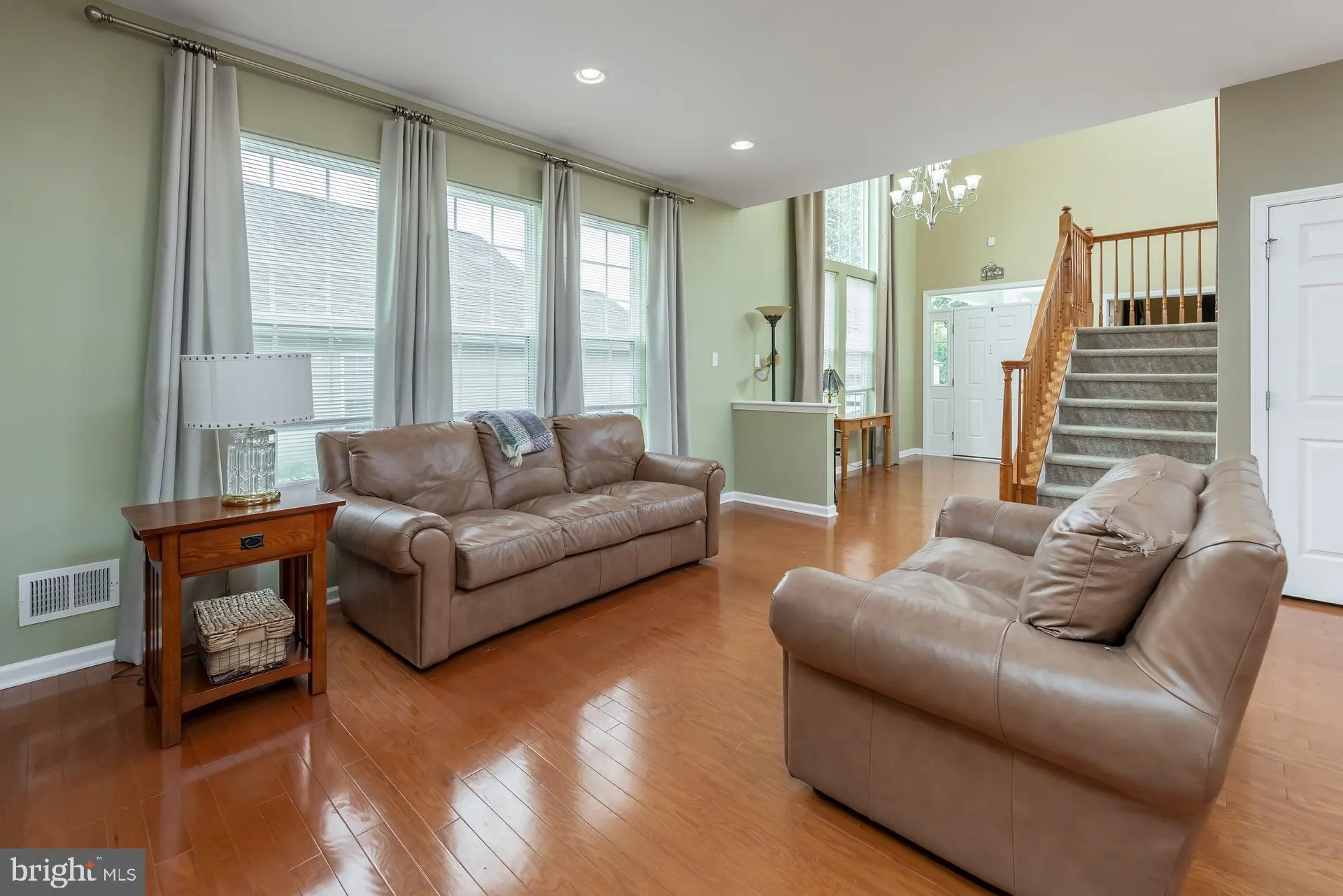 Swedesboro, New Jersey 08085, United States, 4 Bedrooms Bedrooms, ,3 BathroomsBathrooms,Residential,Contingent,215643