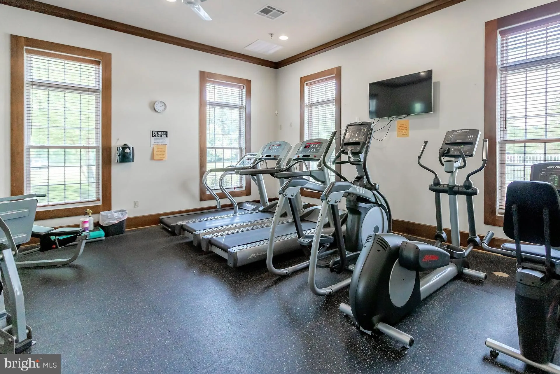 Swedesboro, New Jersey 08085, United States, 4 Bedrooms Bedrooms, ,3 BathroomsBathrooms,Residential,Contingent,215643