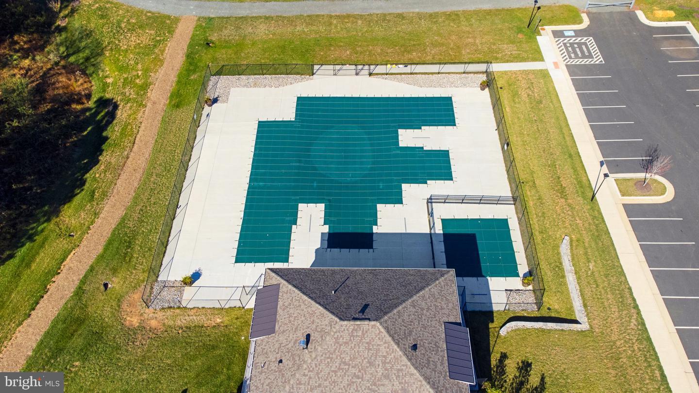 POLAND HILL - Residential