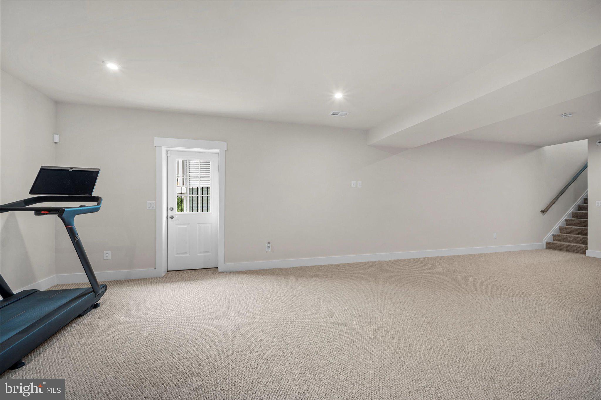 POLAND HILL - Residential