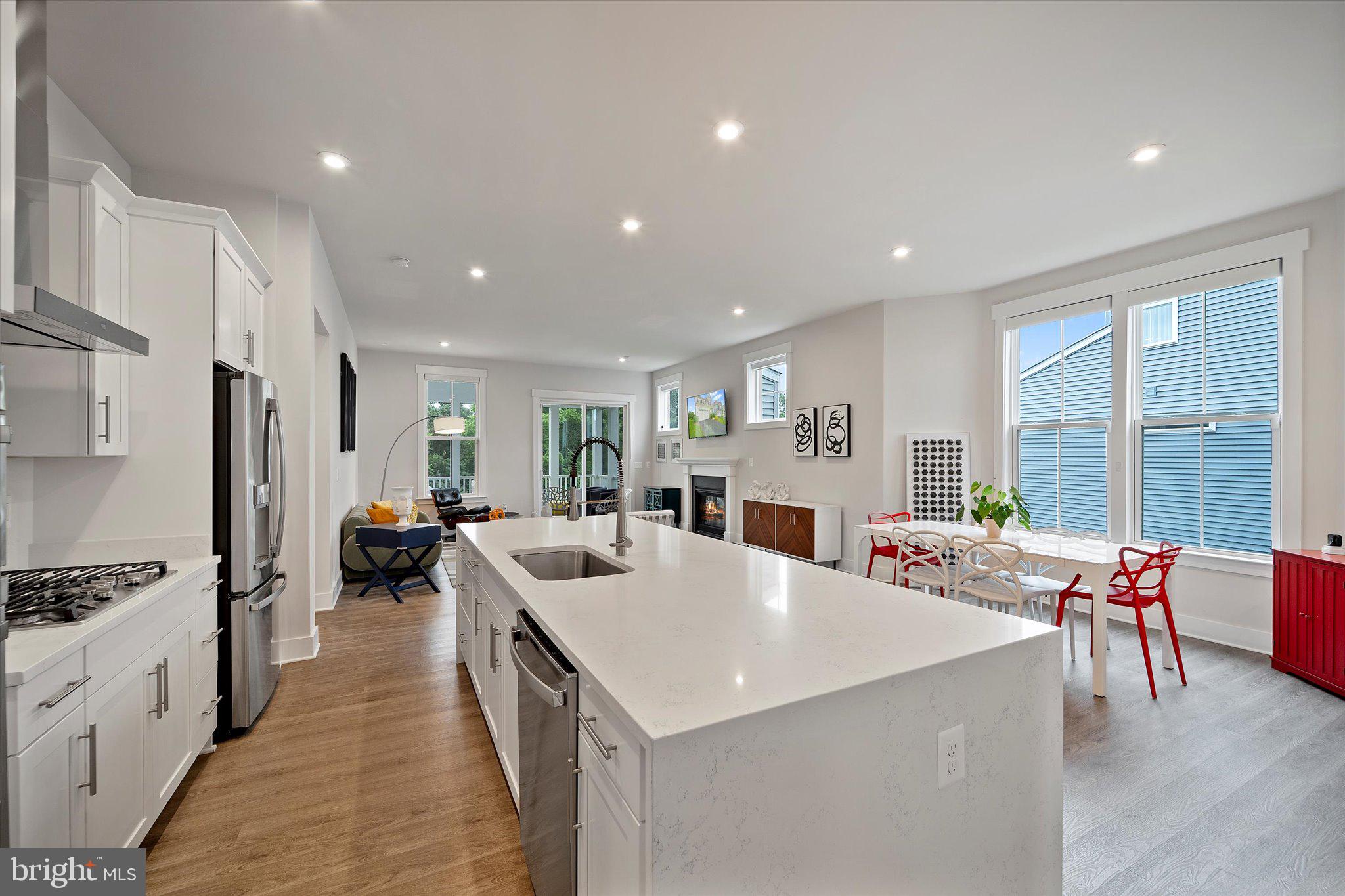 POLAND HILL - Residential