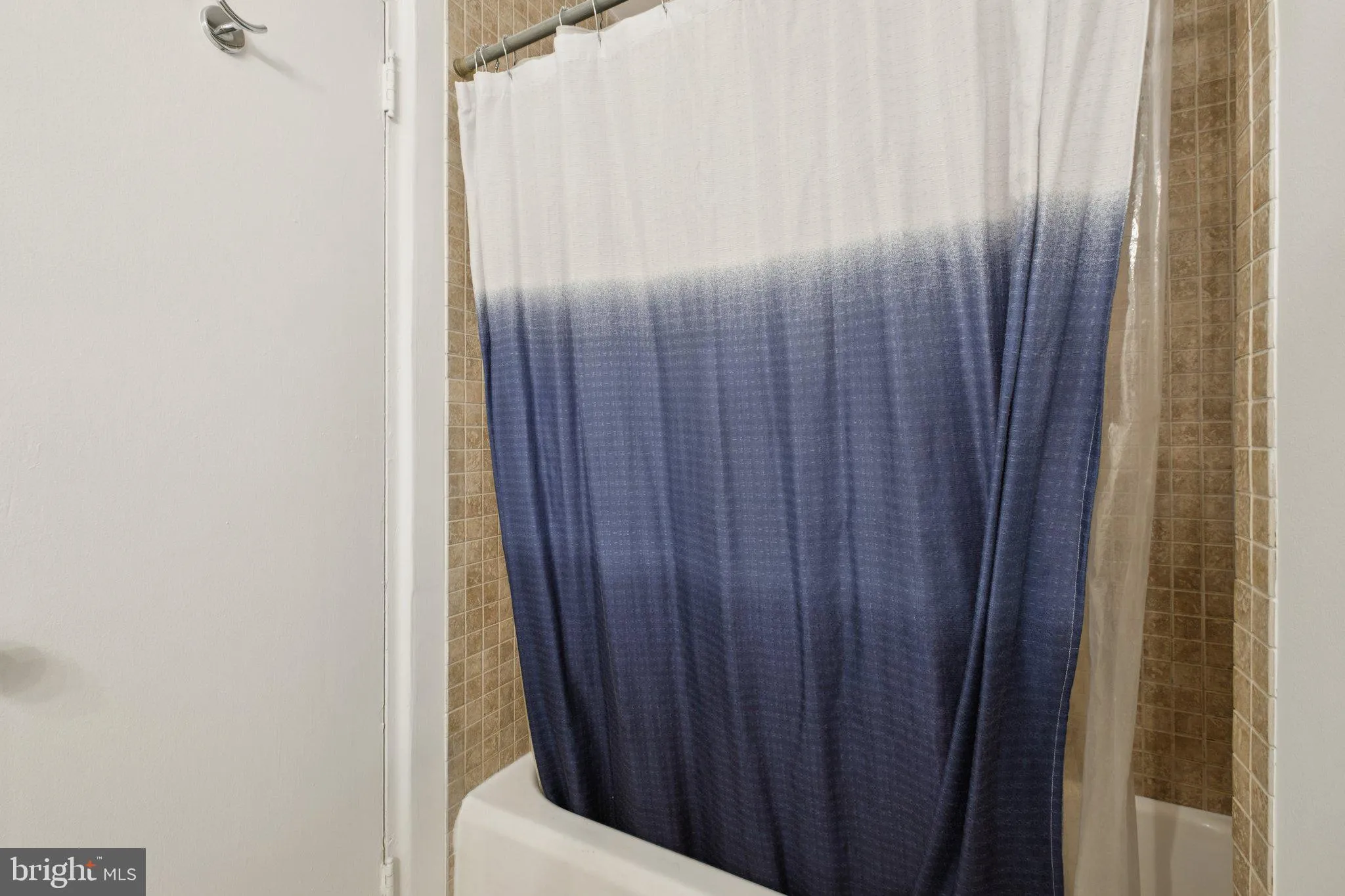 Philadelphia, Pennsylvania 19130, United States, 1 Bedroom Bedrooms, ,1 BathroomBathrooms,Residential,Active,236096