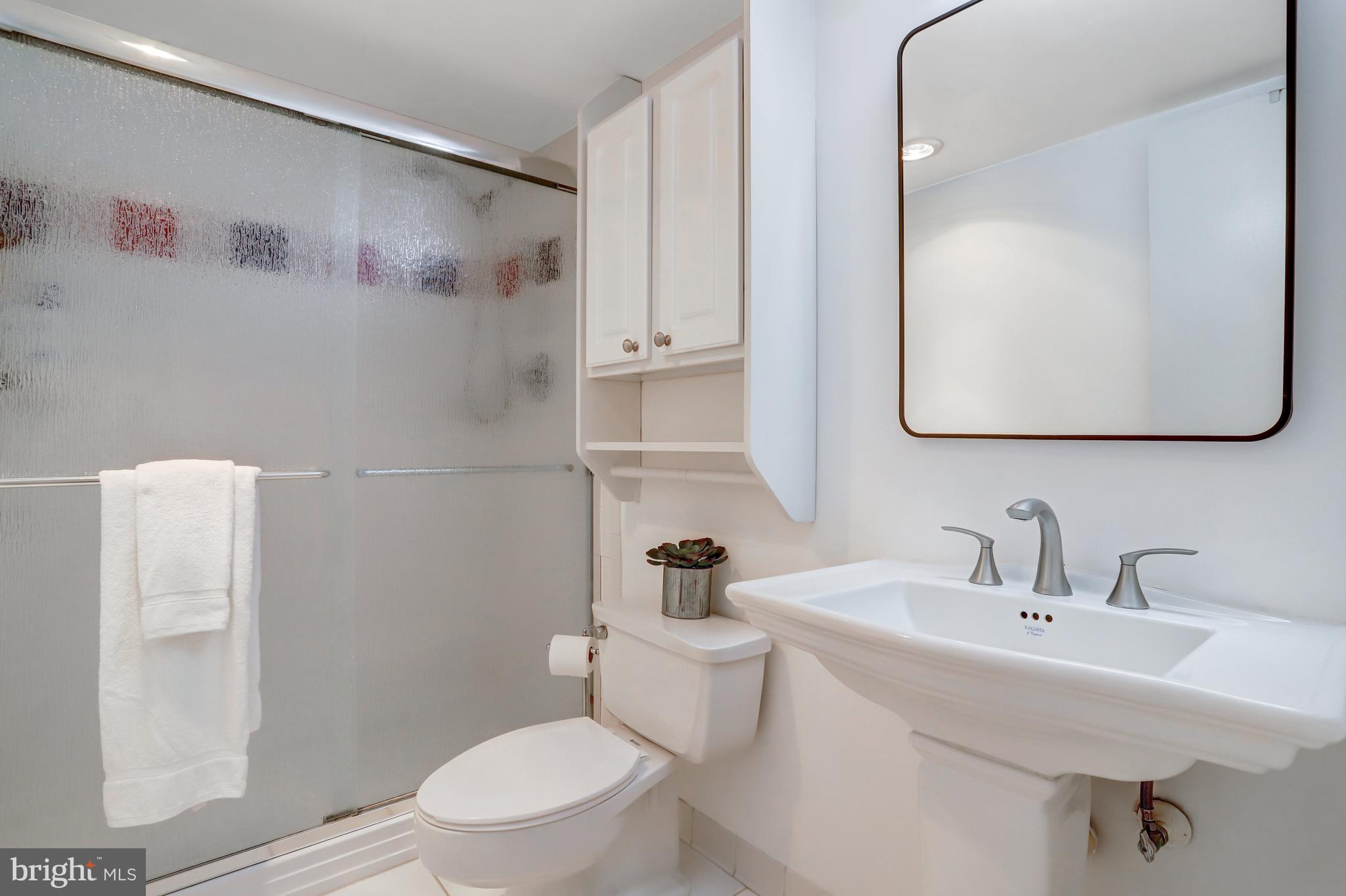 WATERGATE AT LANDMARK - Residential