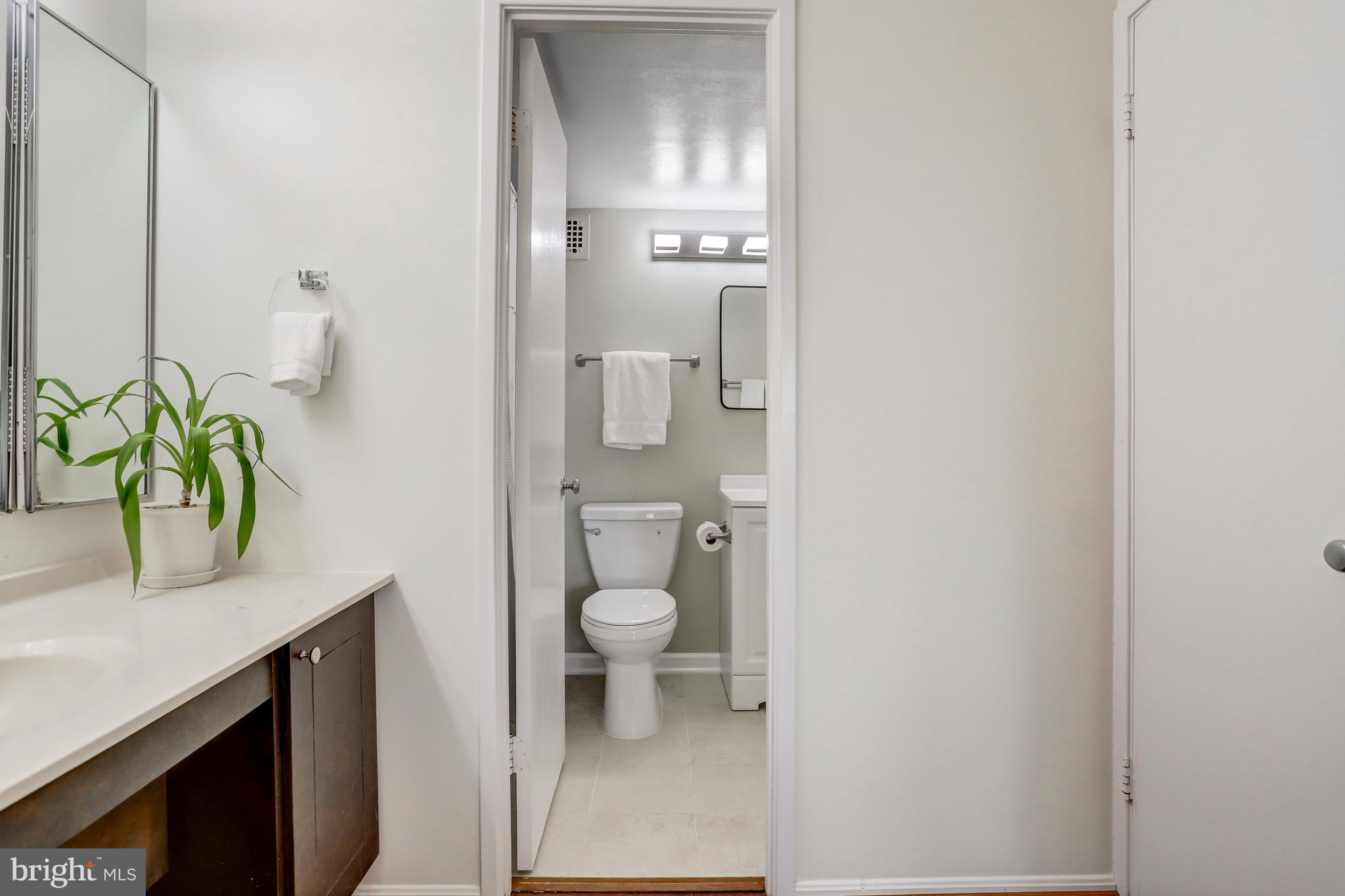 WATERGATE AT LANDMARK - Residential