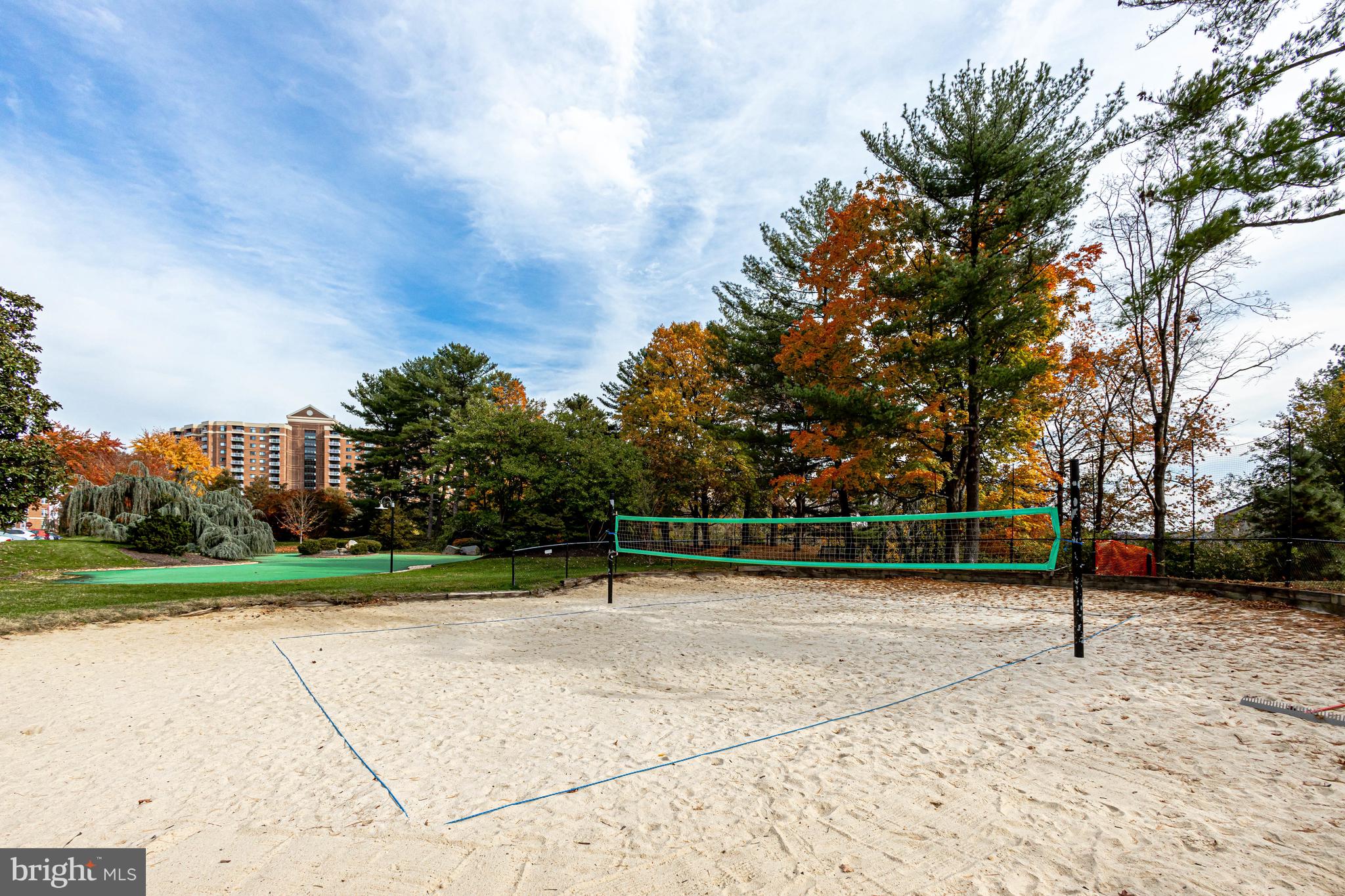 WATERGATE AT LANDMARK - Residential