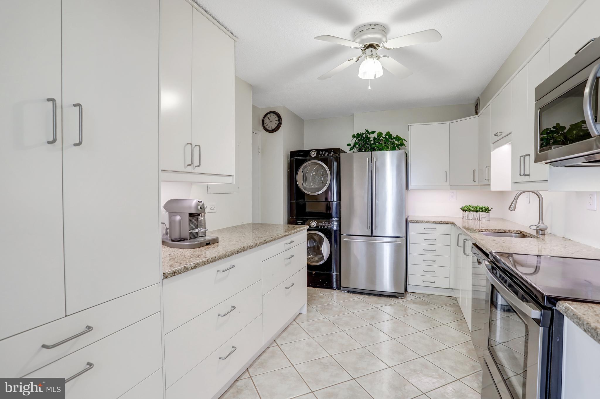 WATERGATE AT LANDMARK - Residential