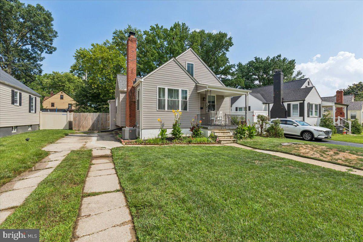 6307 EASTERN PARKWAY