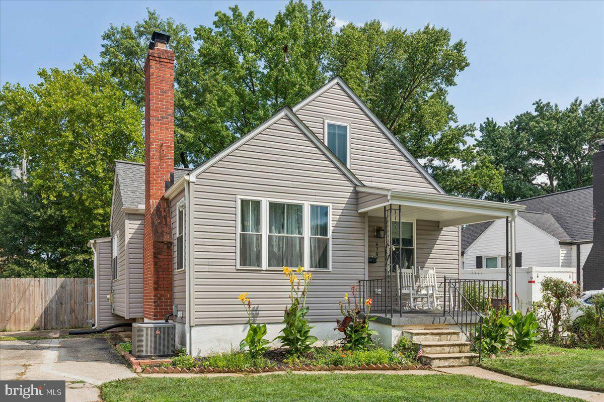 6307 EASTERN PARKWAY
