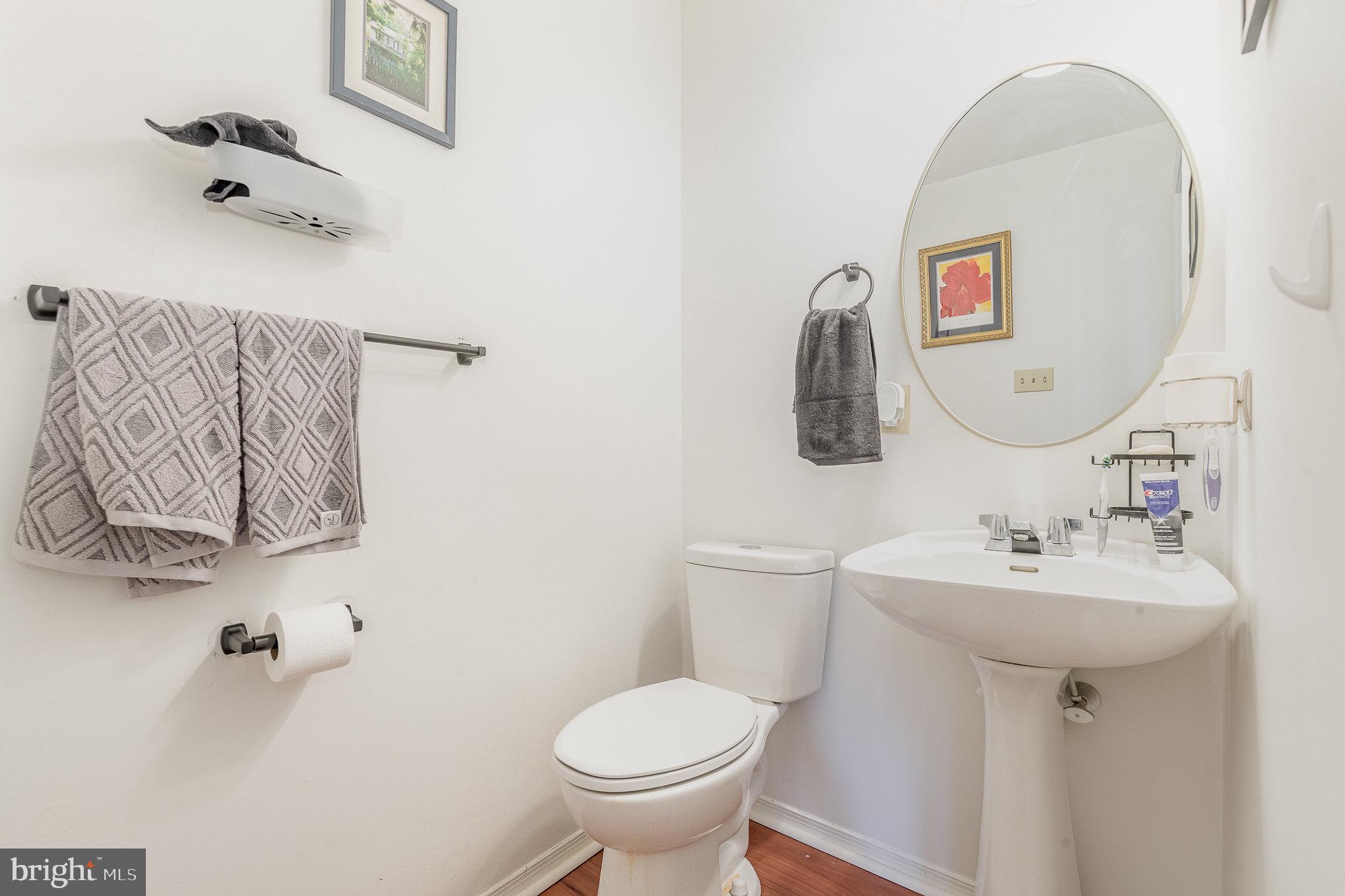 VALLEY GREEN VILLAGE WEST - Residential