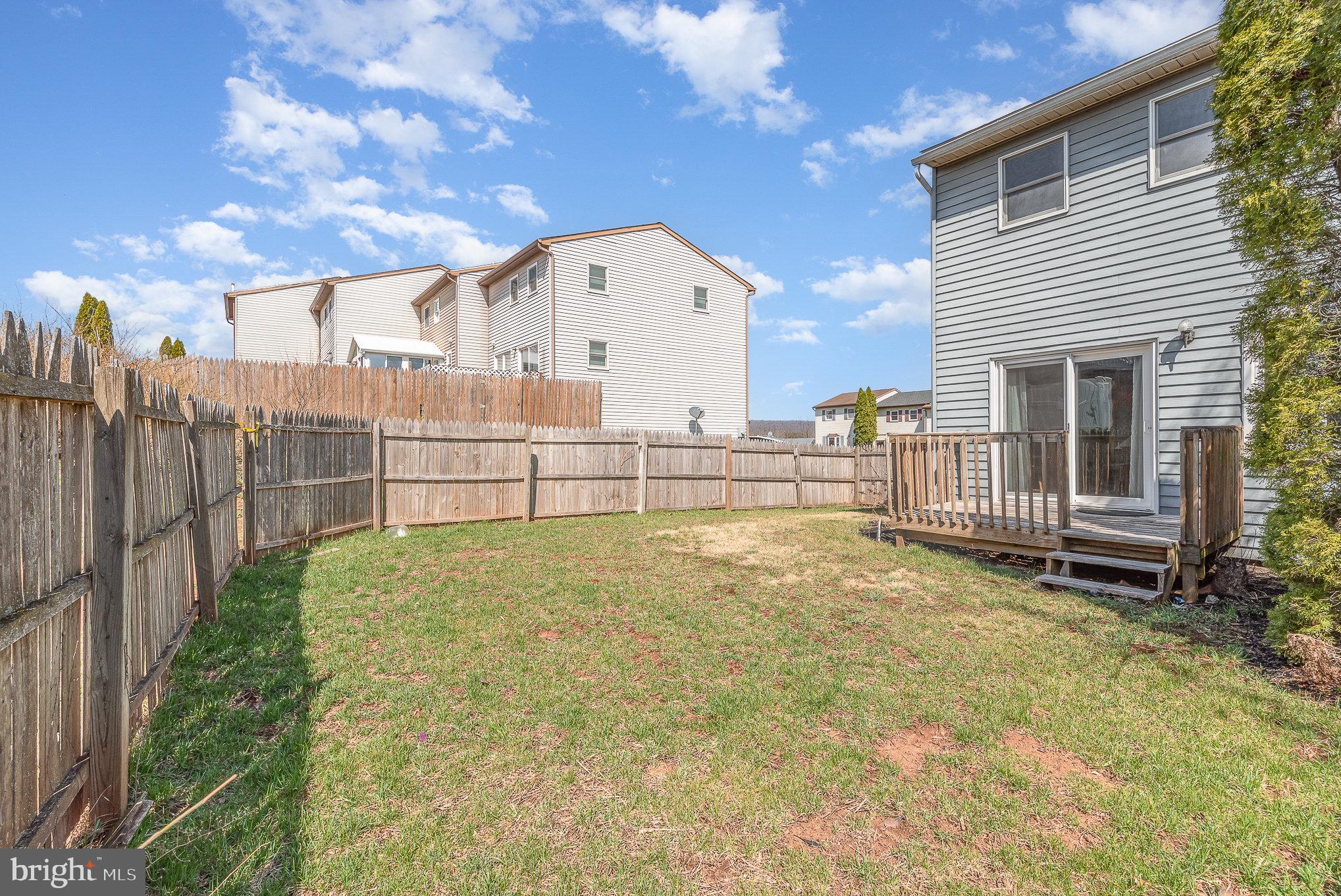 VALLEY GREEN VILLAGE WEST - Residential