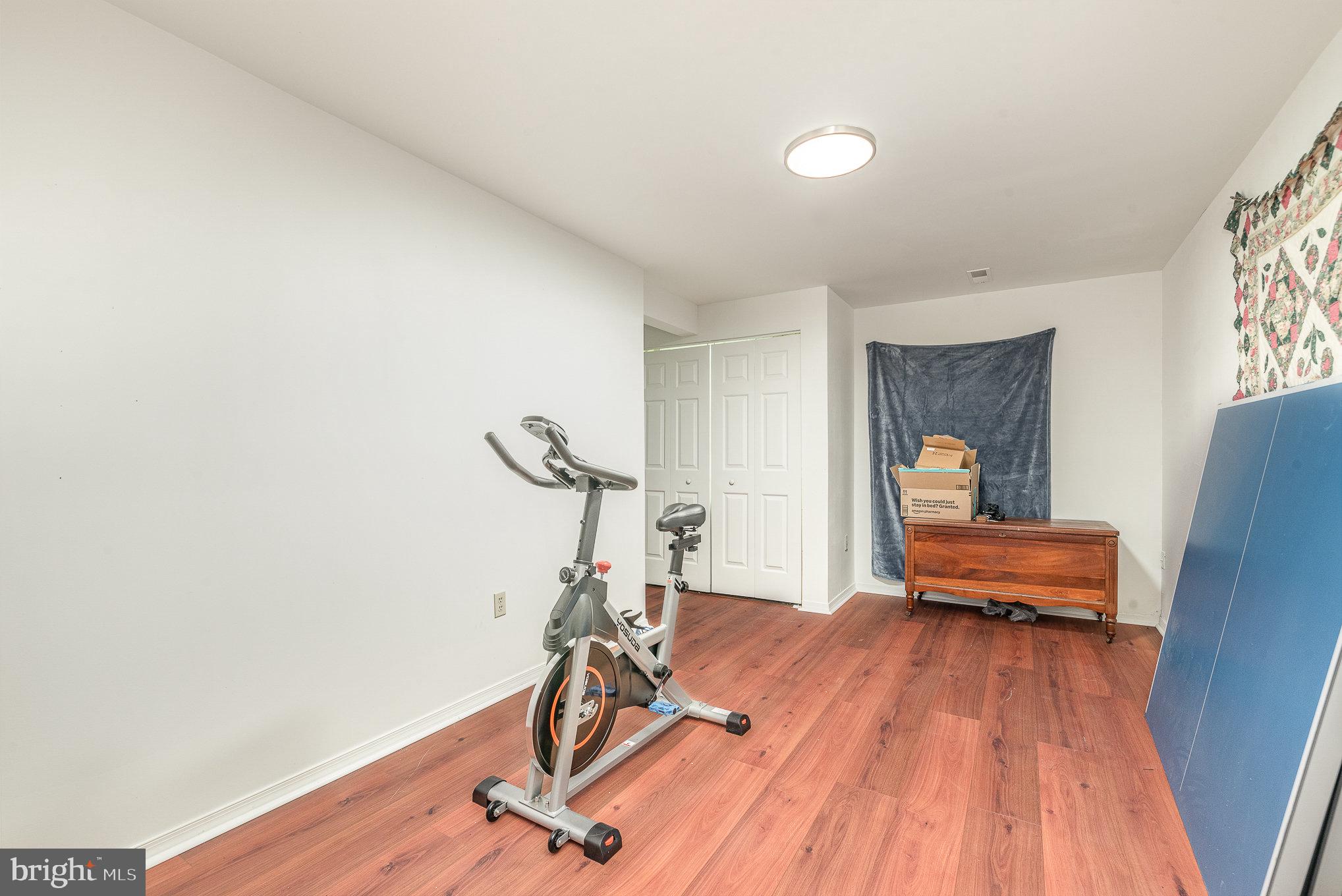 VALLEY GREEN VILLAGE WEST - Residential