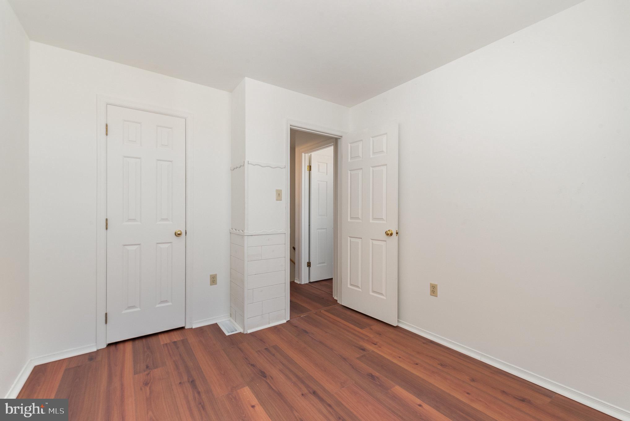 VALLEY GREEN VILLAGE WEST - Residential