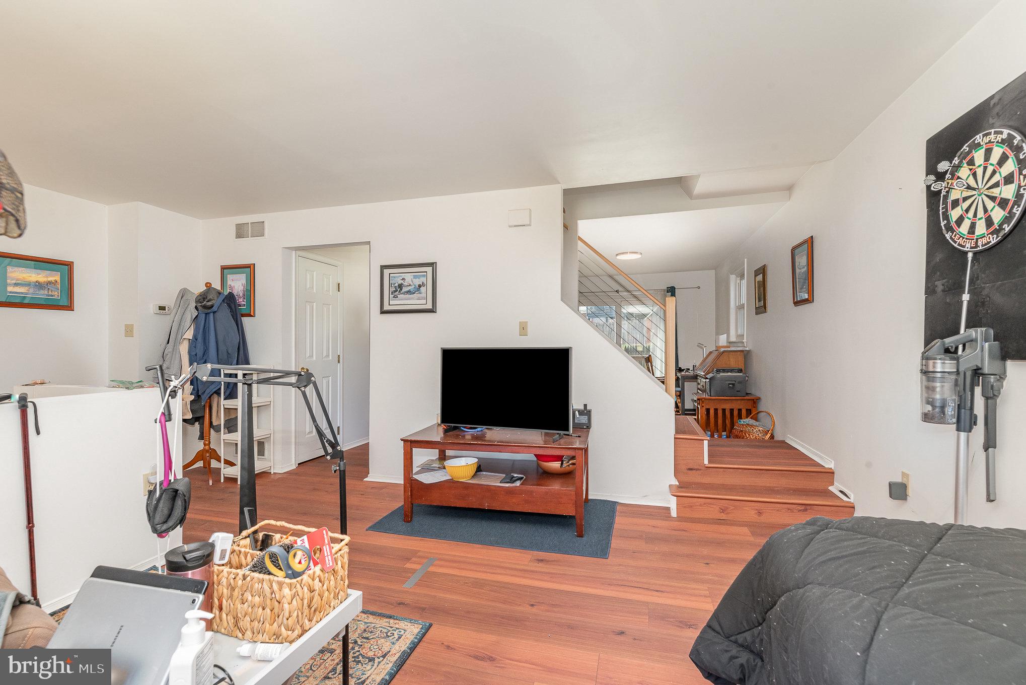 VALLEY GREEN VILLAGE WEST - Residential