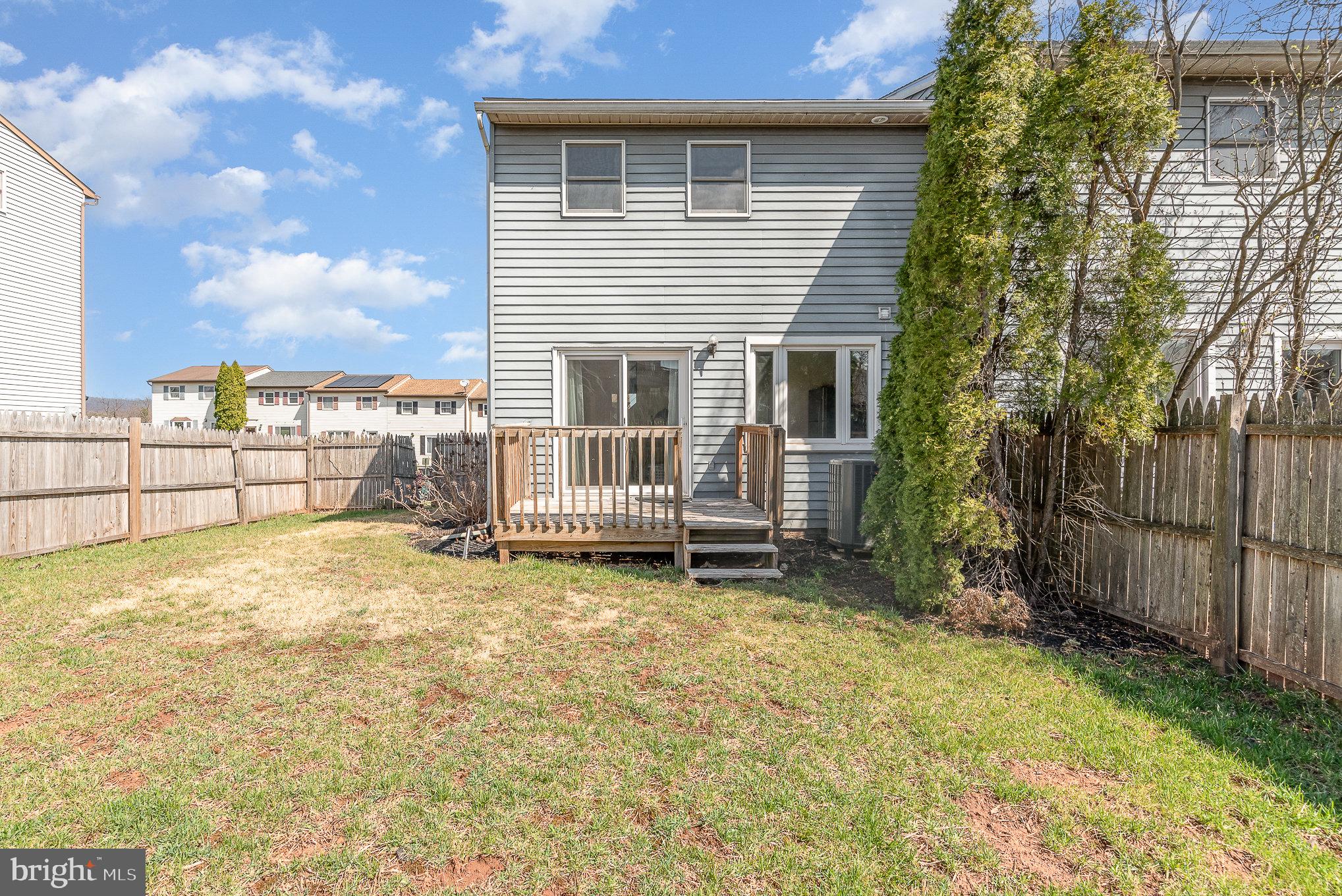 VALLEY GREEN VILLAGE WEST - Residential