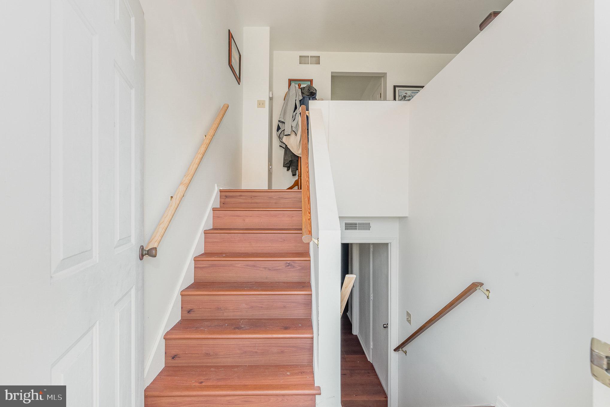 VALLEY GREEN VILLAGE WEST - Residential