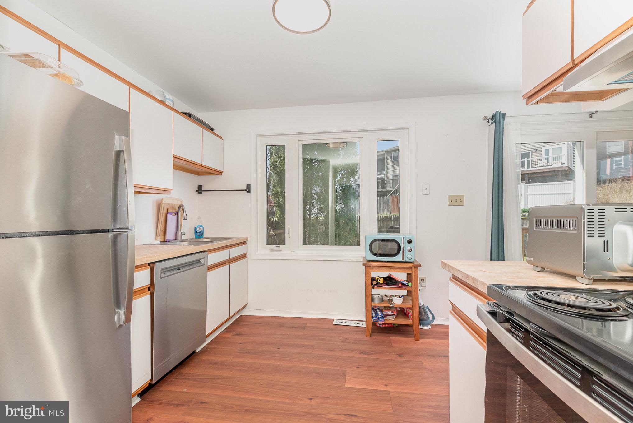 VALLEY GREEN VILLAGE WEST - Residential