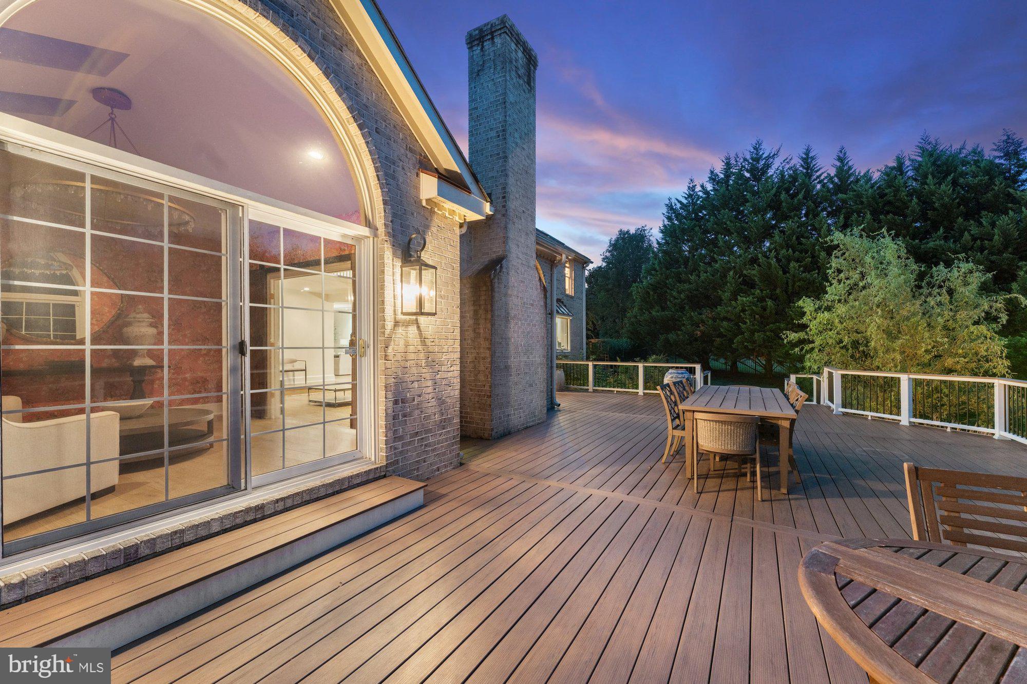 POLO PLACE - Residential