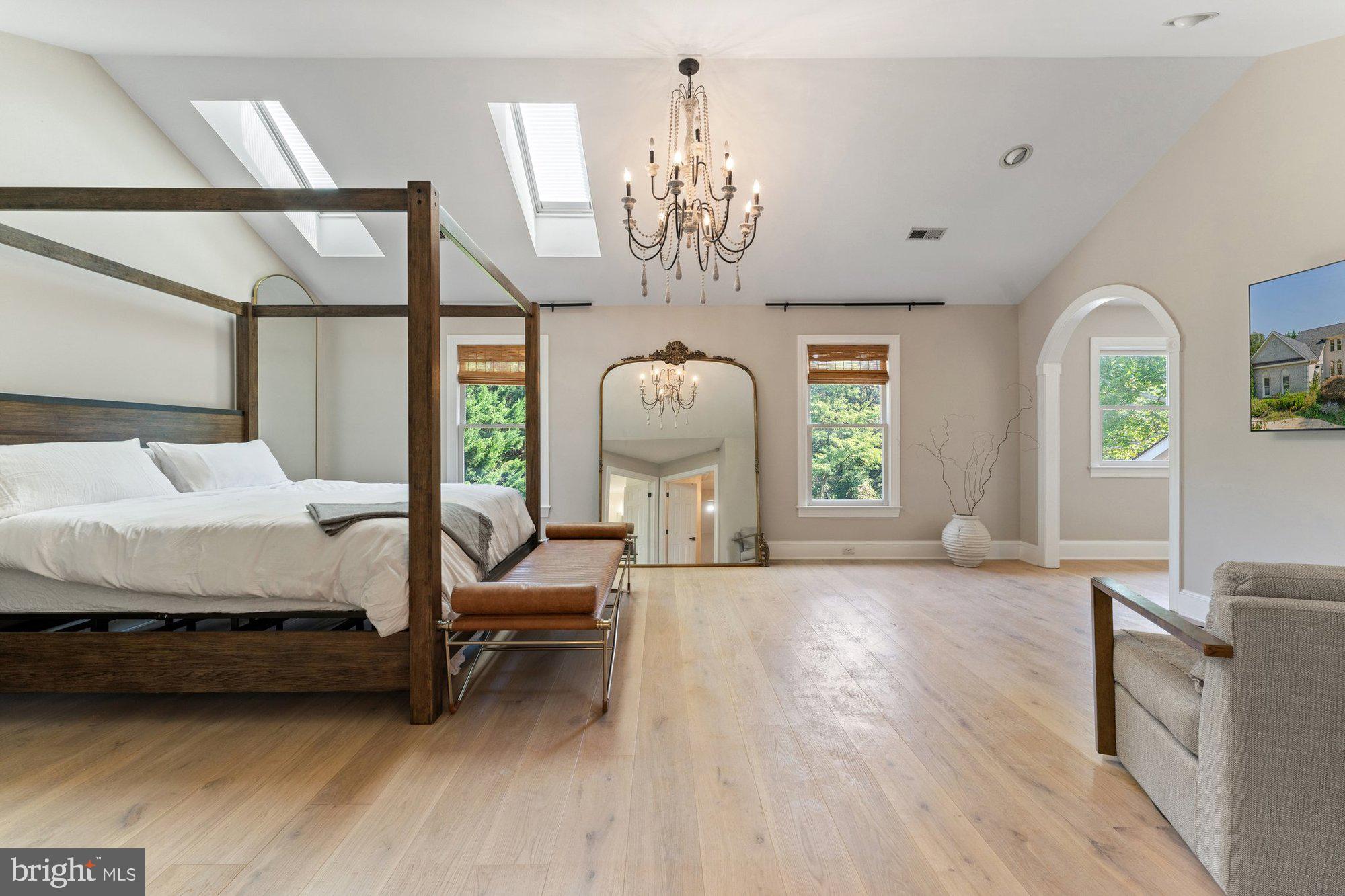 POLO PLACE - Residential