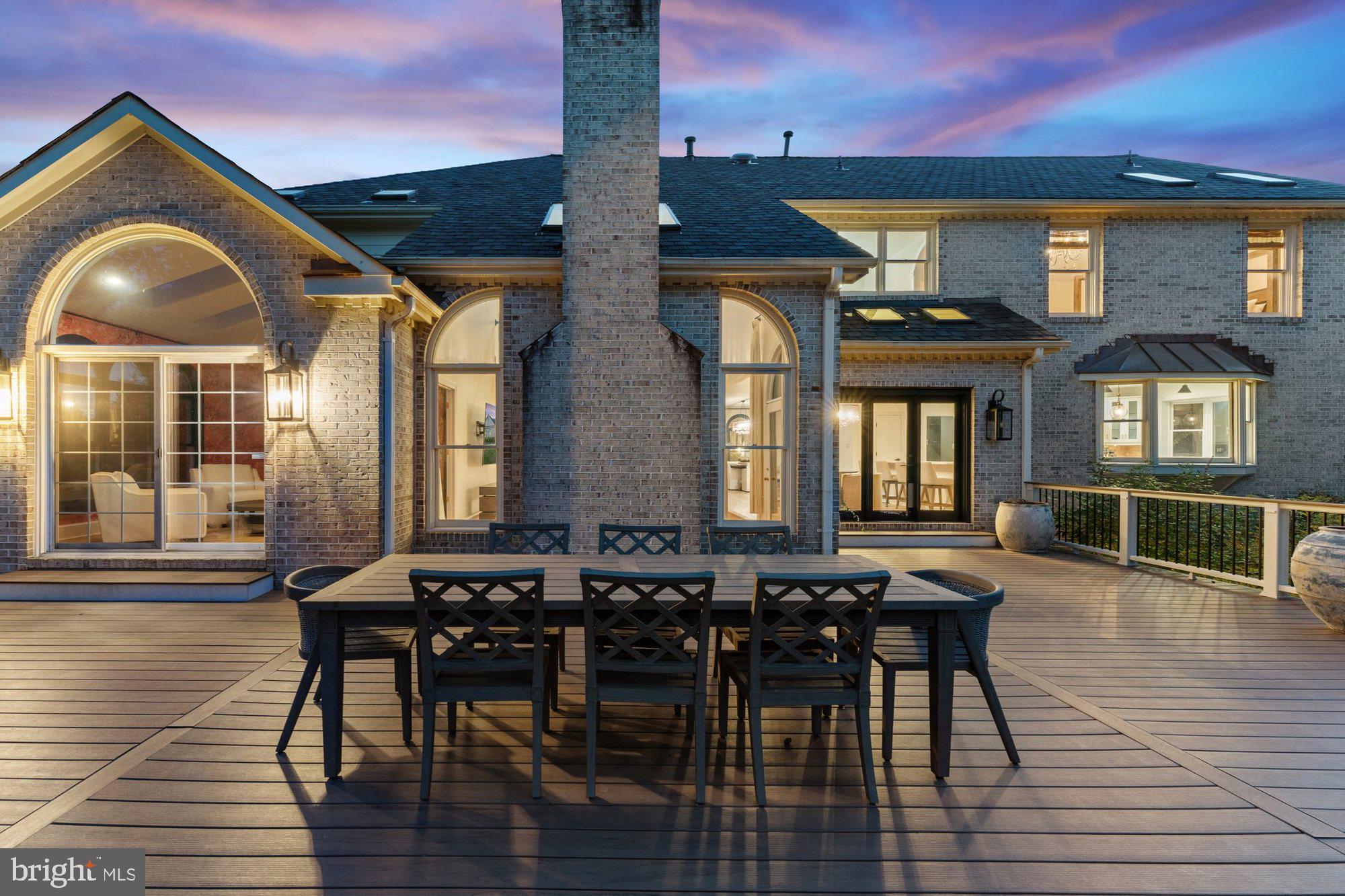 POLO PLACE - Residential