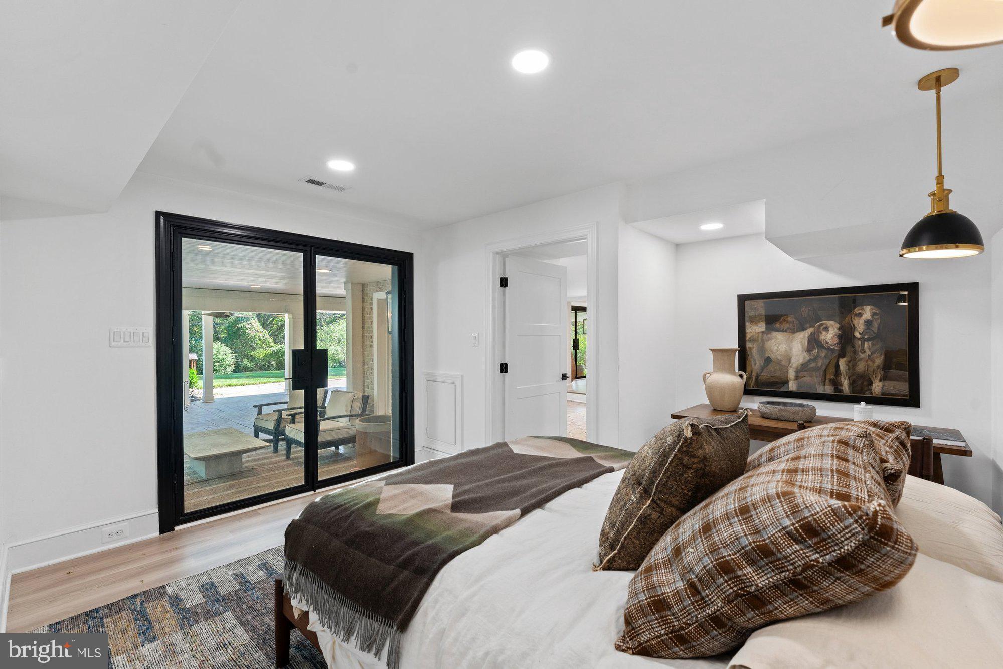 POLO PLACE - Residential