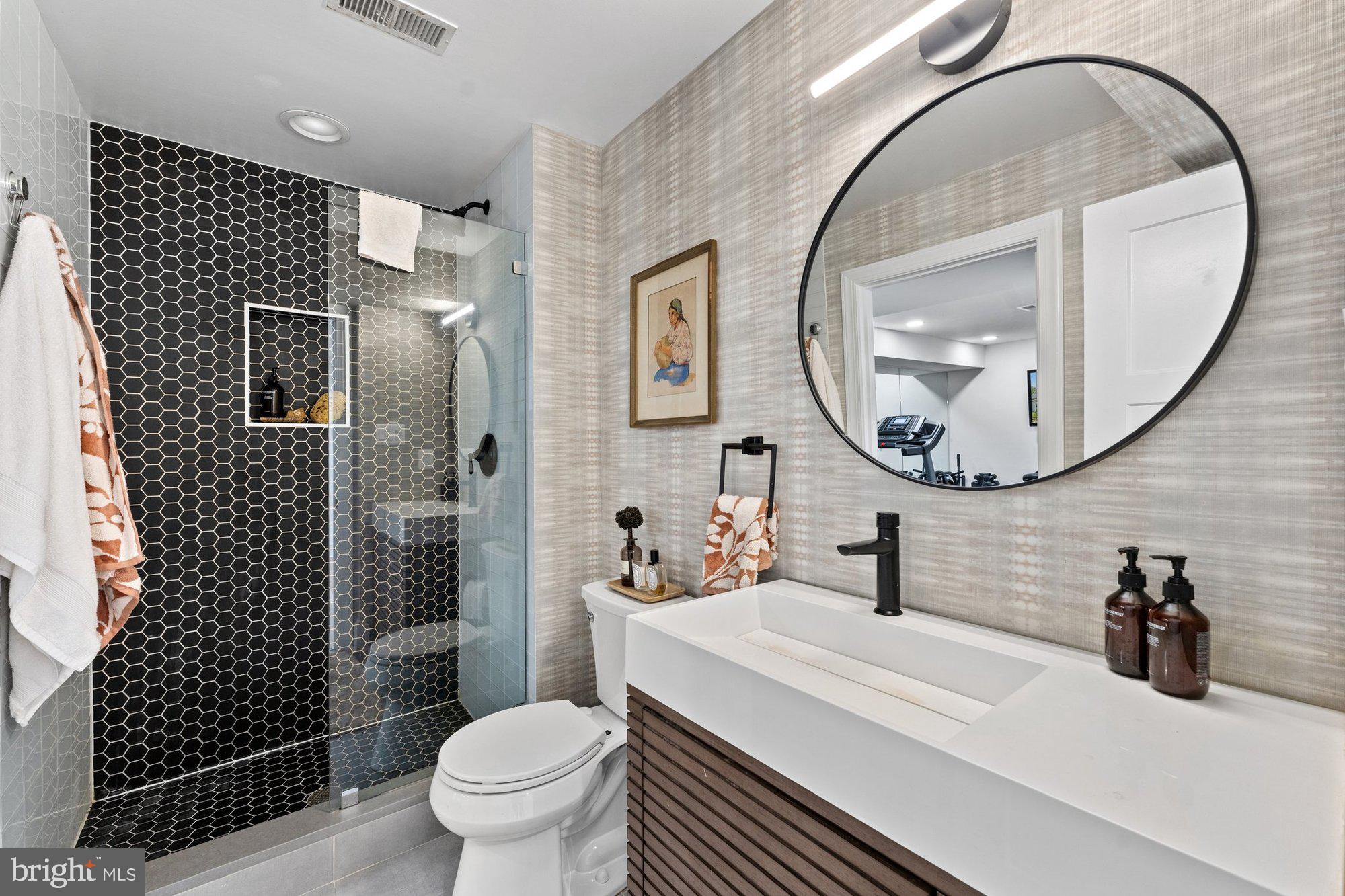 POLO PLACE - Residential