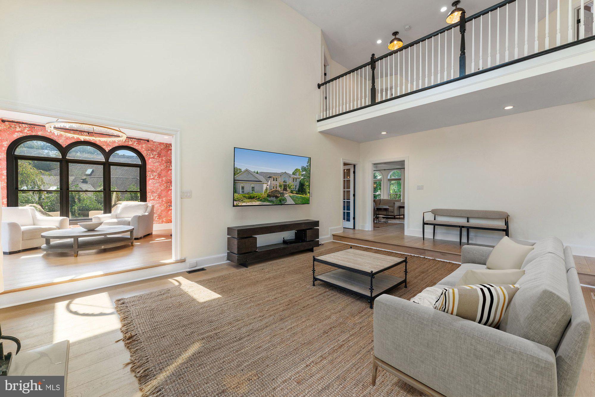 POLO PLACE - Residential