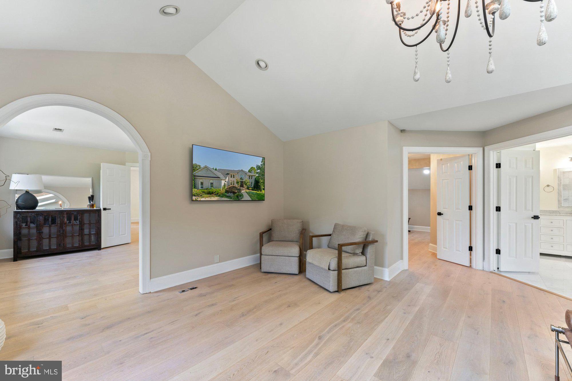 POLO PLACE - Residential