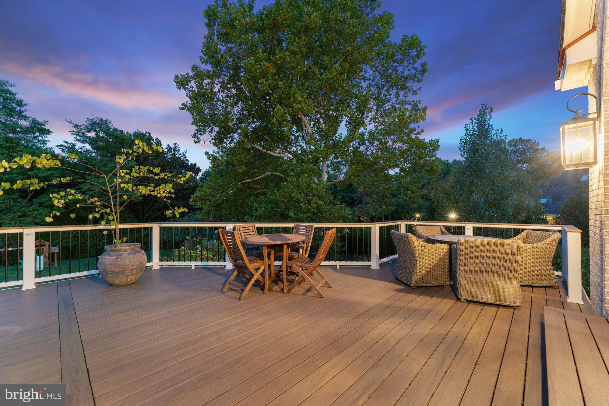 POLO PLACE - Residential