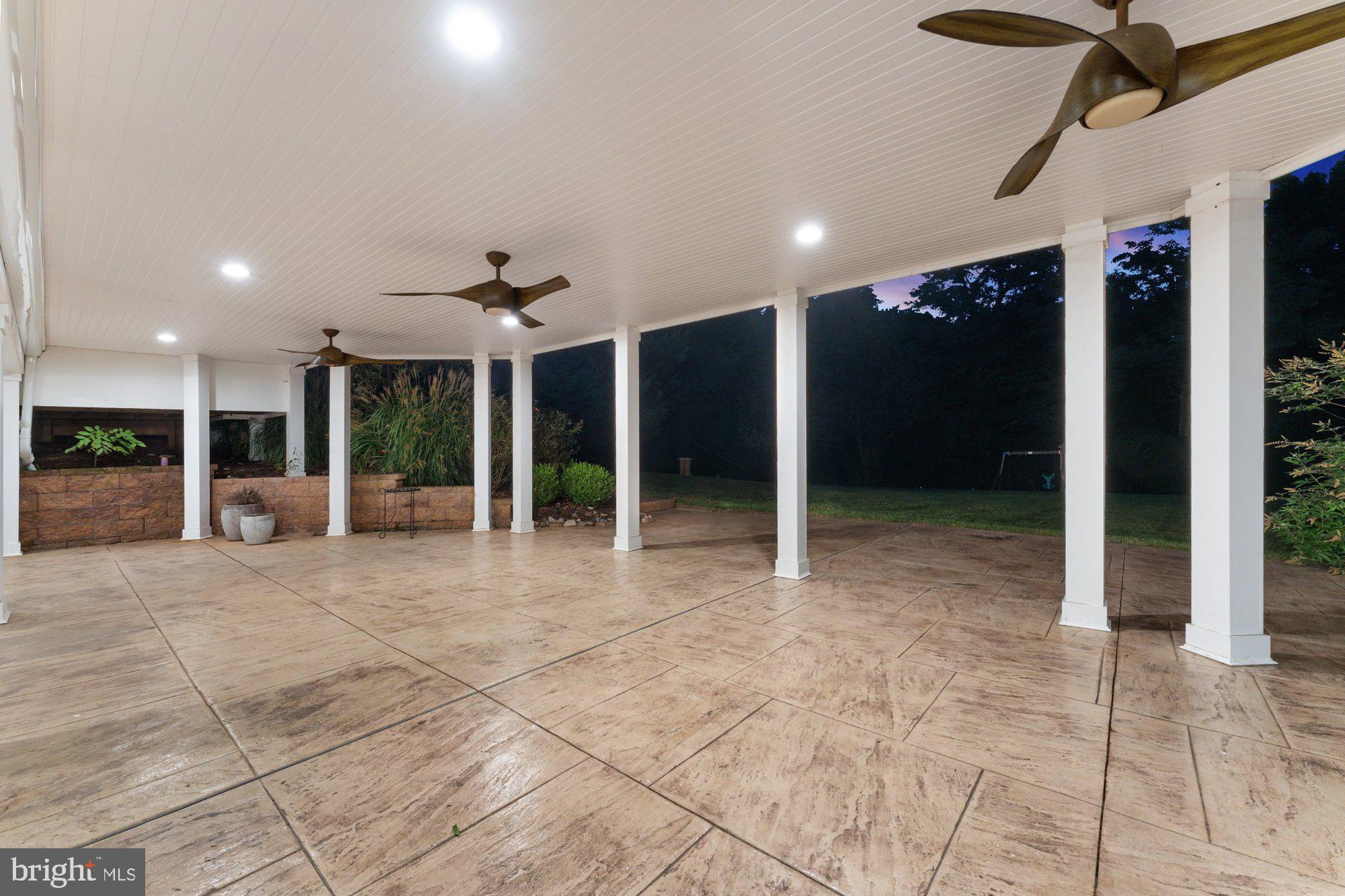 POLO PLACE - Residential