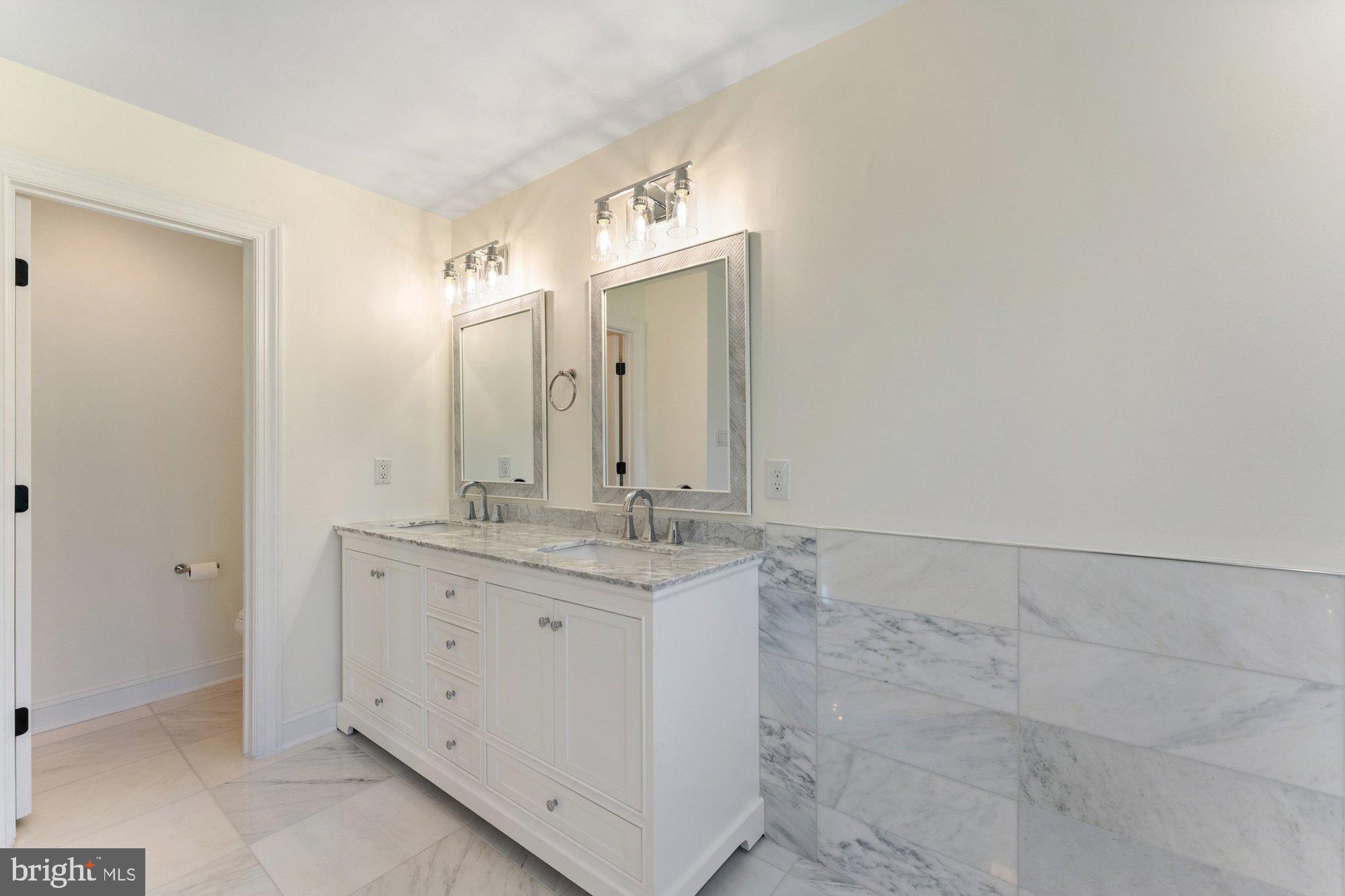 POLO PLACE - Residential