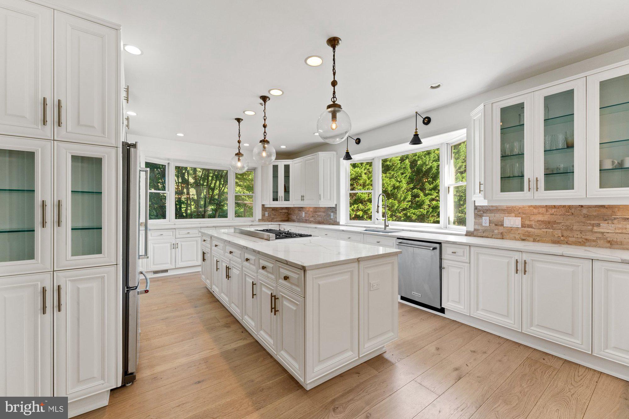 POLO PLACE - Residential