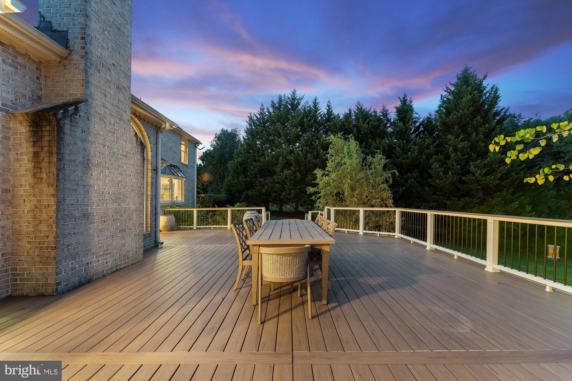 POLO PLACE - Residential