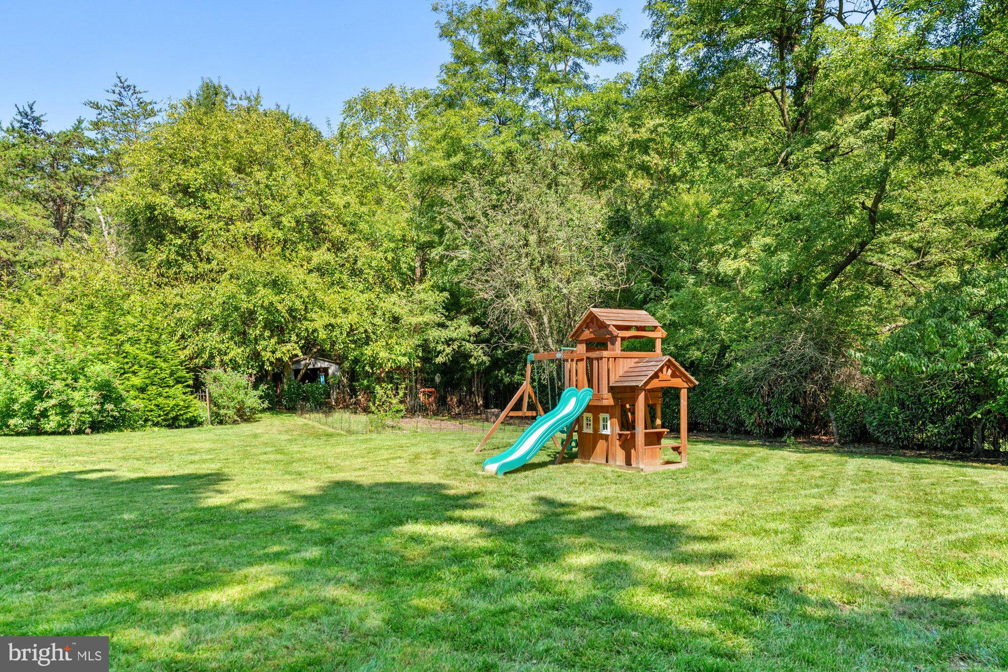 POLO PLACE - Residential