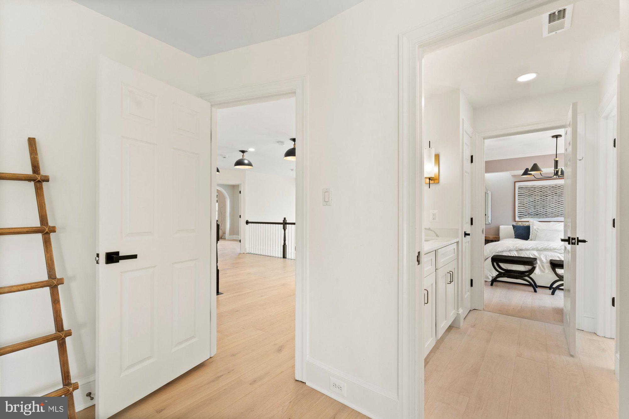 POLO PLACE - Residential