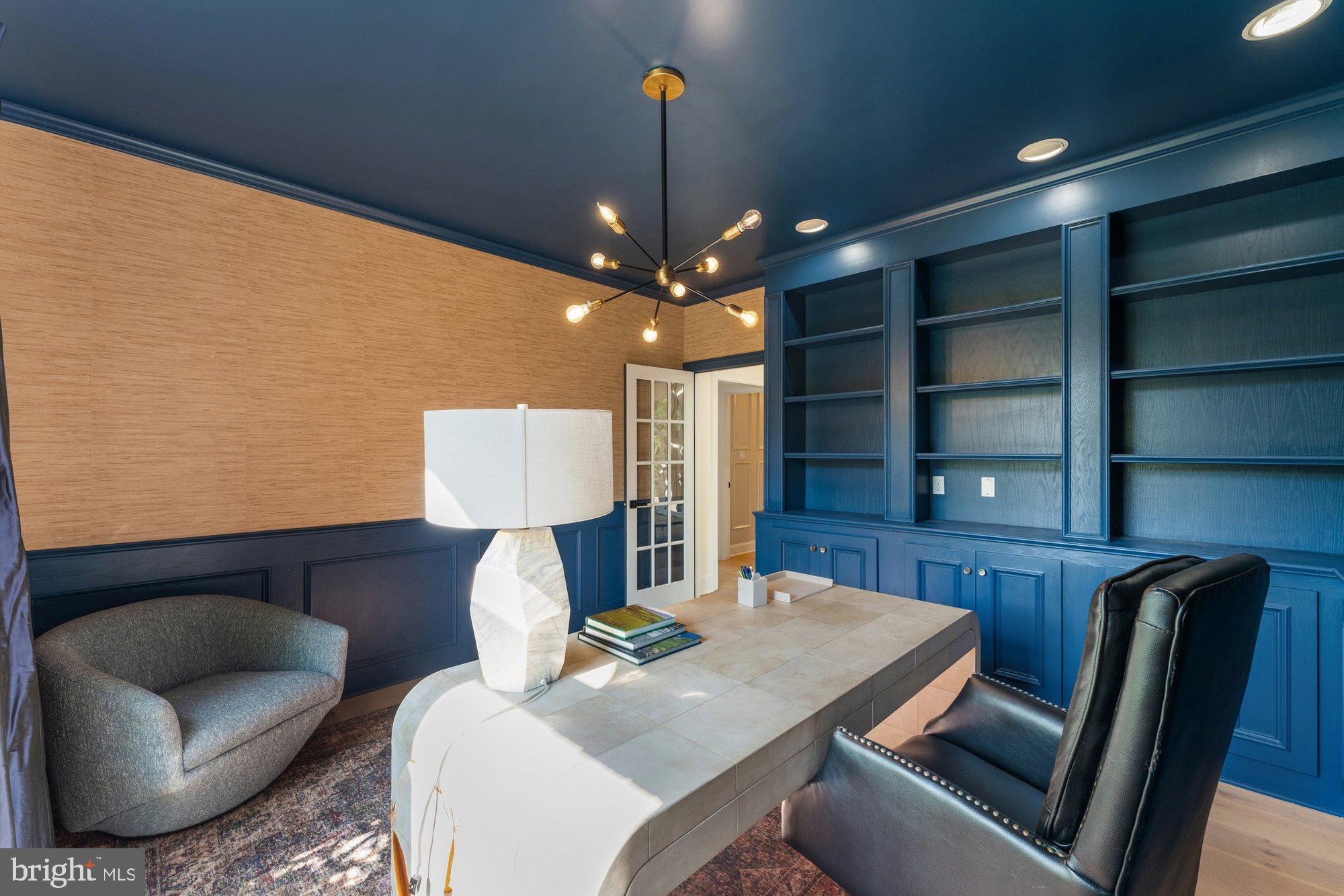 POLO PLACE - Residential