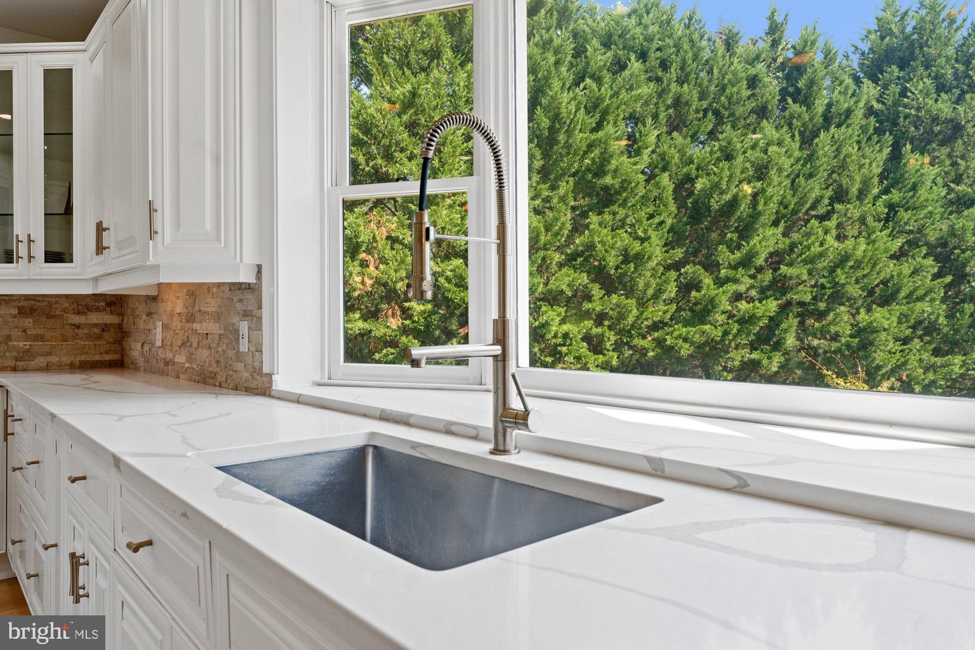 POLO PLACE - Residential