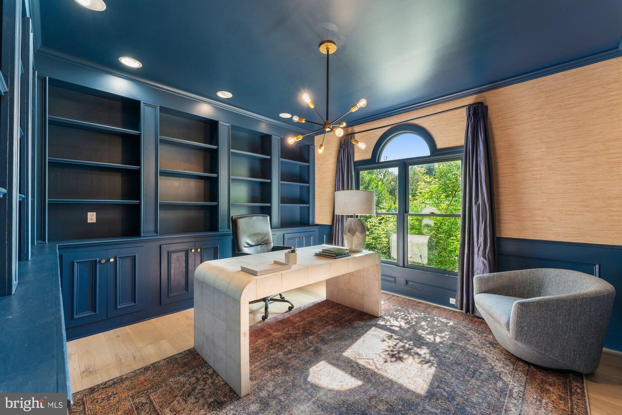 POLO PLACE - Residential