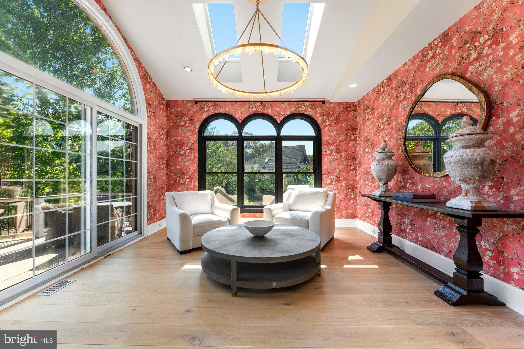 POLO PLACE - Residential