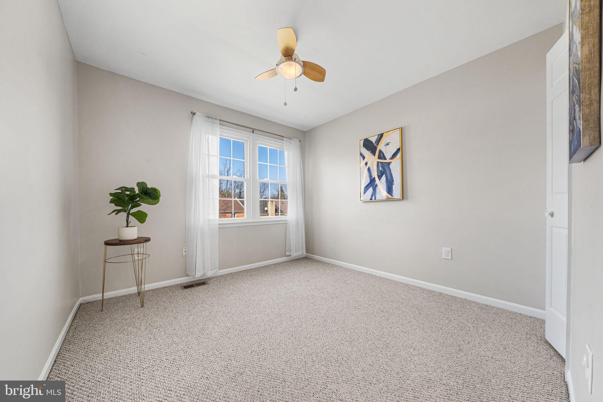 KINGS PARK WEST - Residential