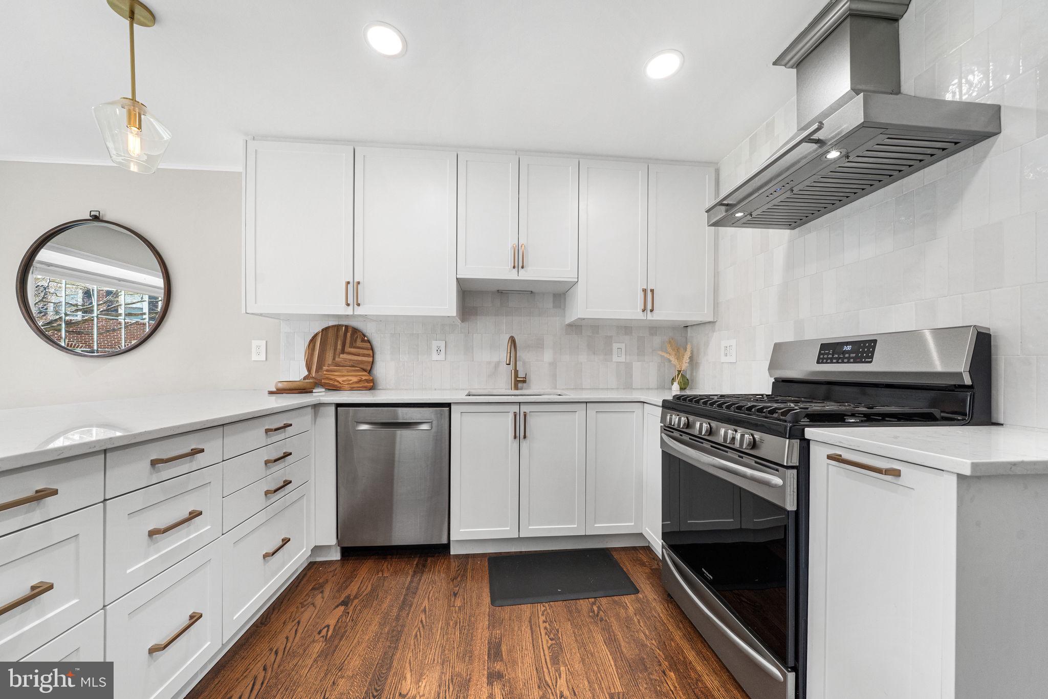 KINGS PARK WEST - Residential