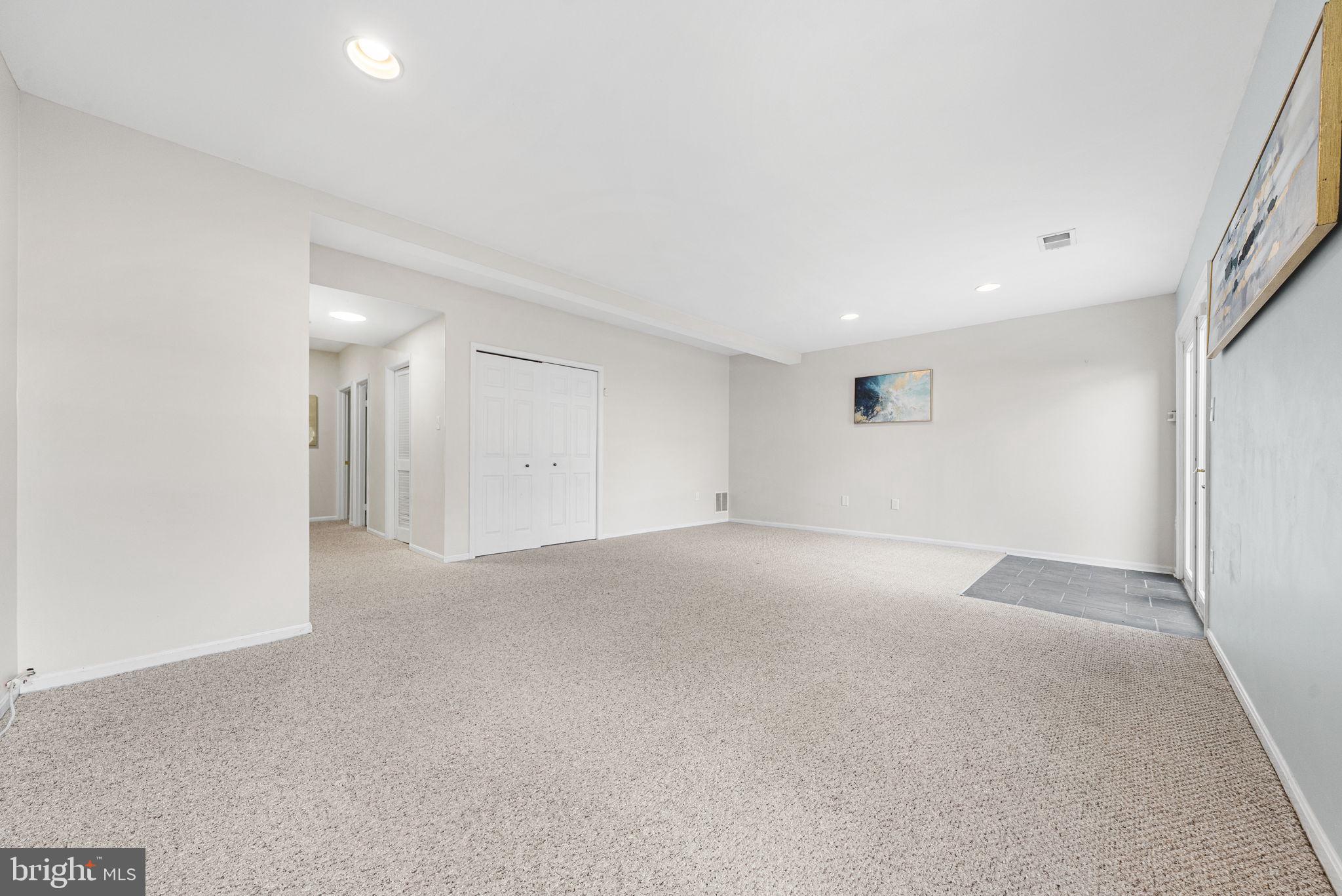 KINGS PARK WEST - Residential