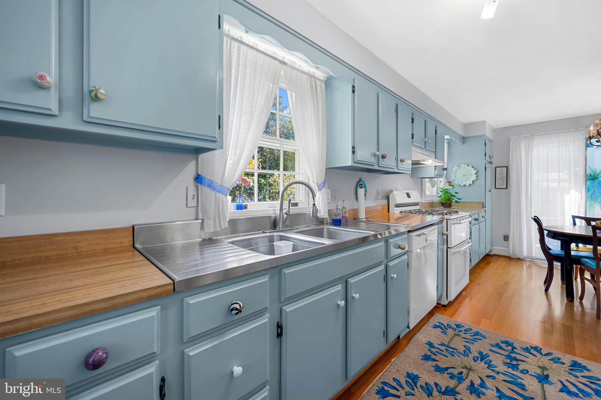 RUXTON - Residential